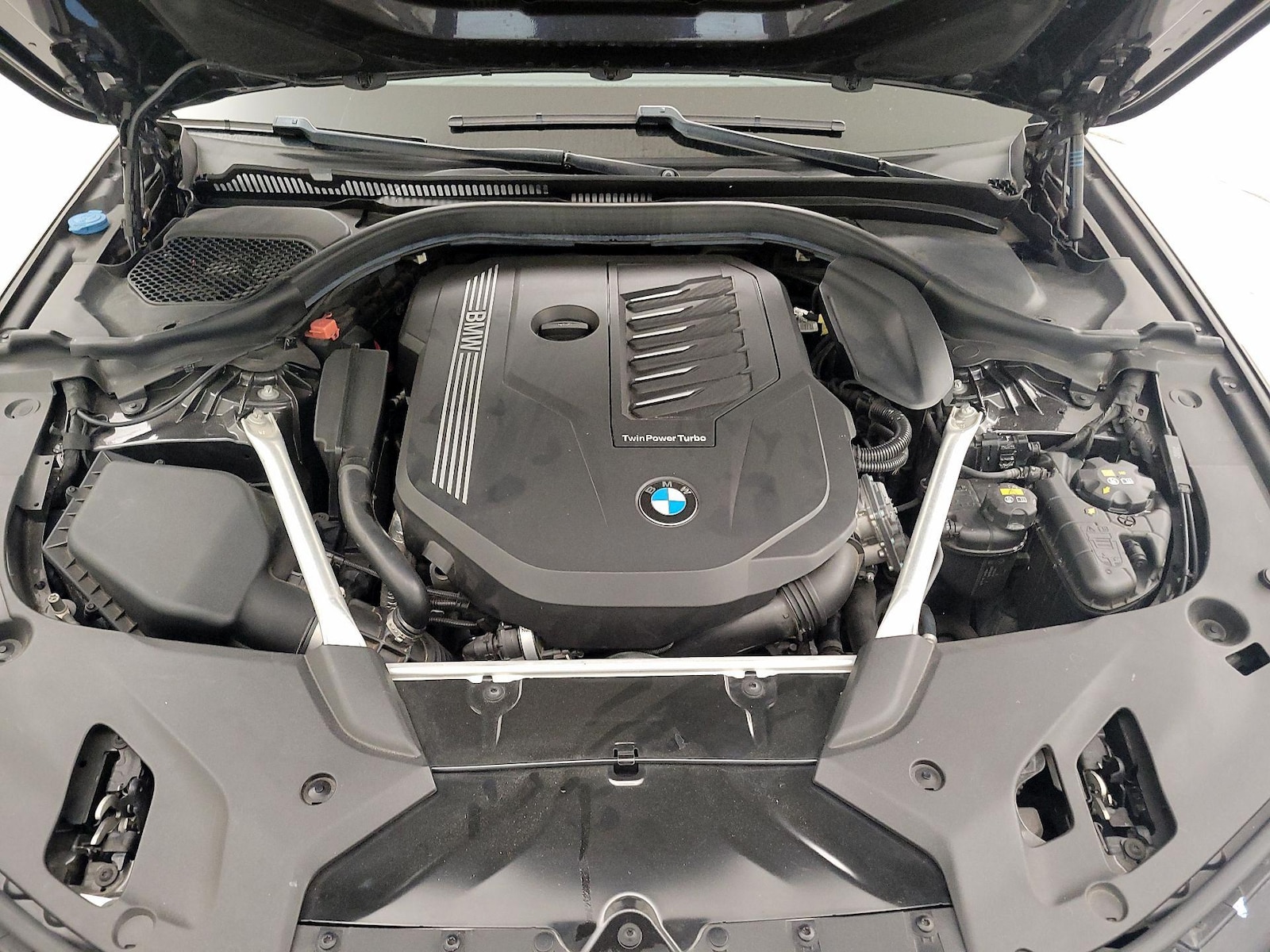 2020 BMW 5 Series 540i - Photo 24