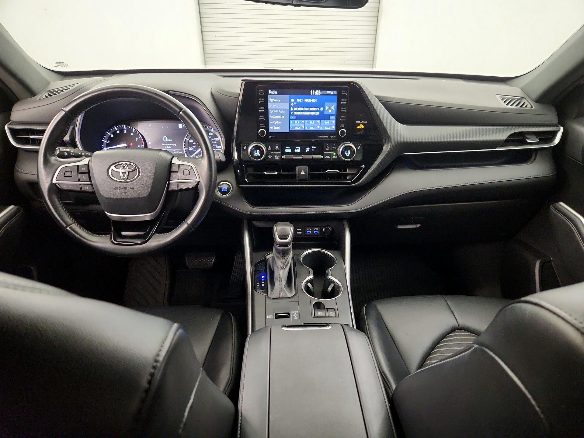 Thumbnail: 2022 Toyota Highlander - 9