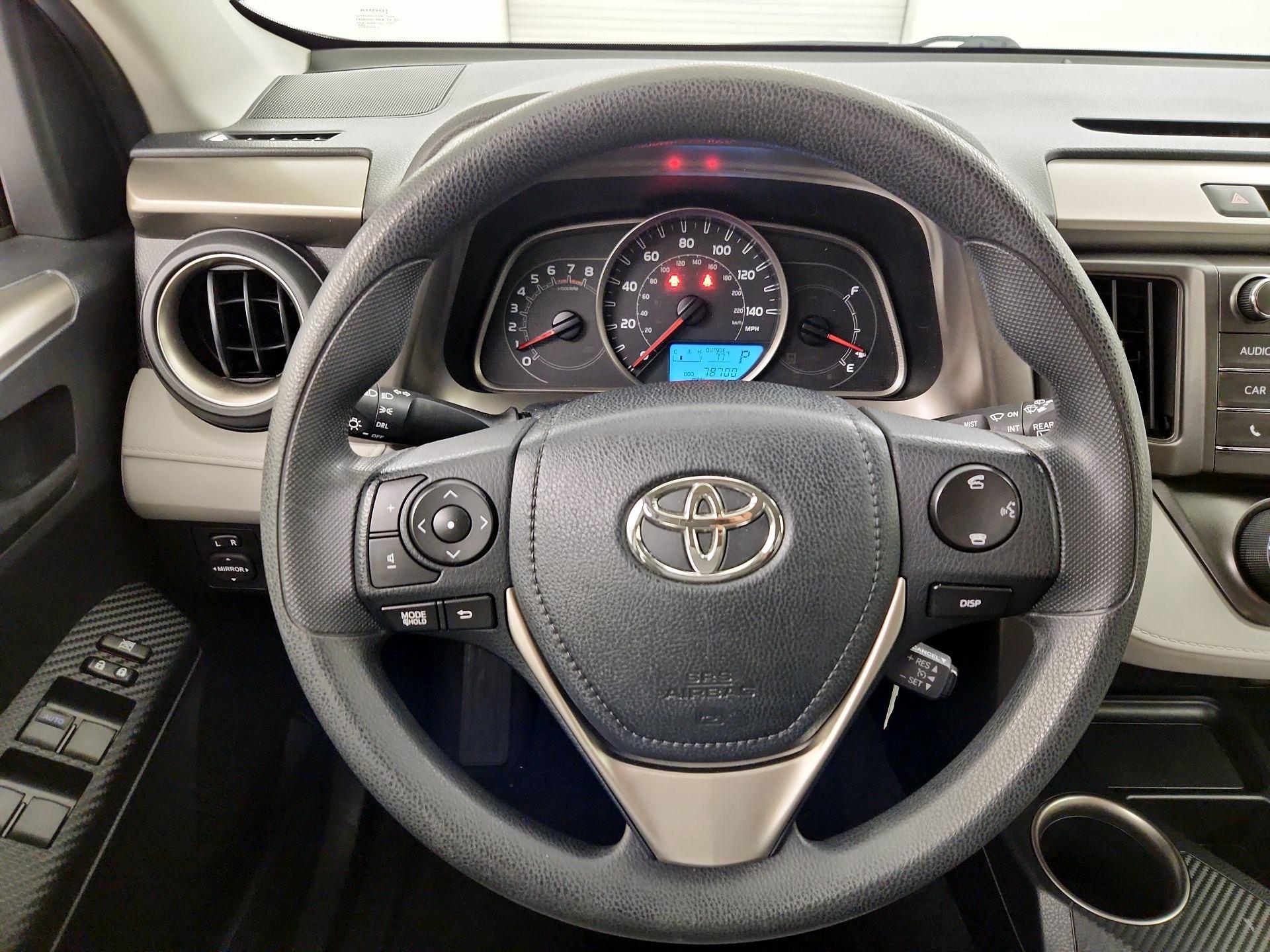 Thumbnail: 2014 Toyota RAV4 - 10