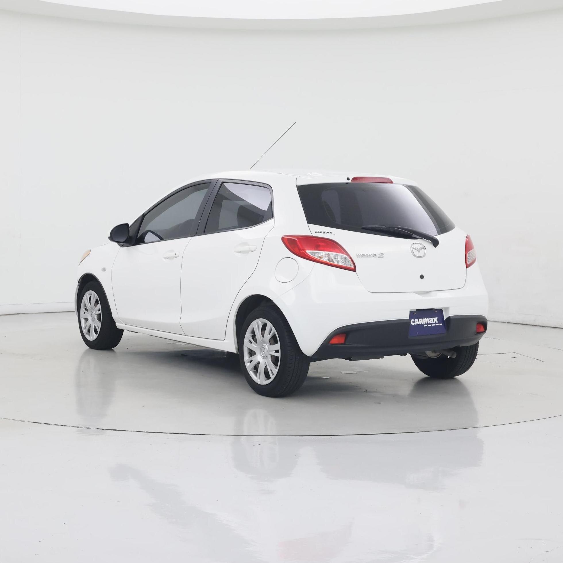 Thumbnail: 2014 Mazda Mazda2 - 2