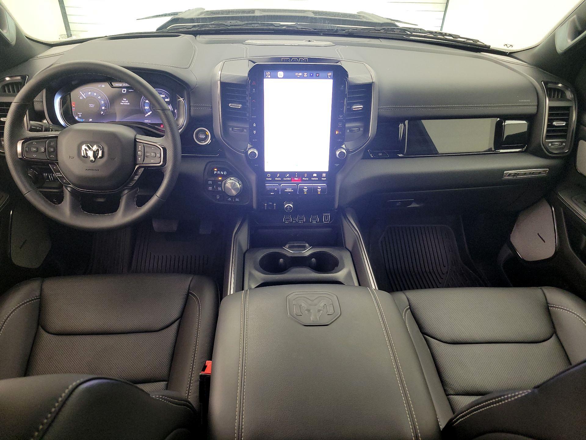 Thumbnail: 2025 RAM 1500 - 9