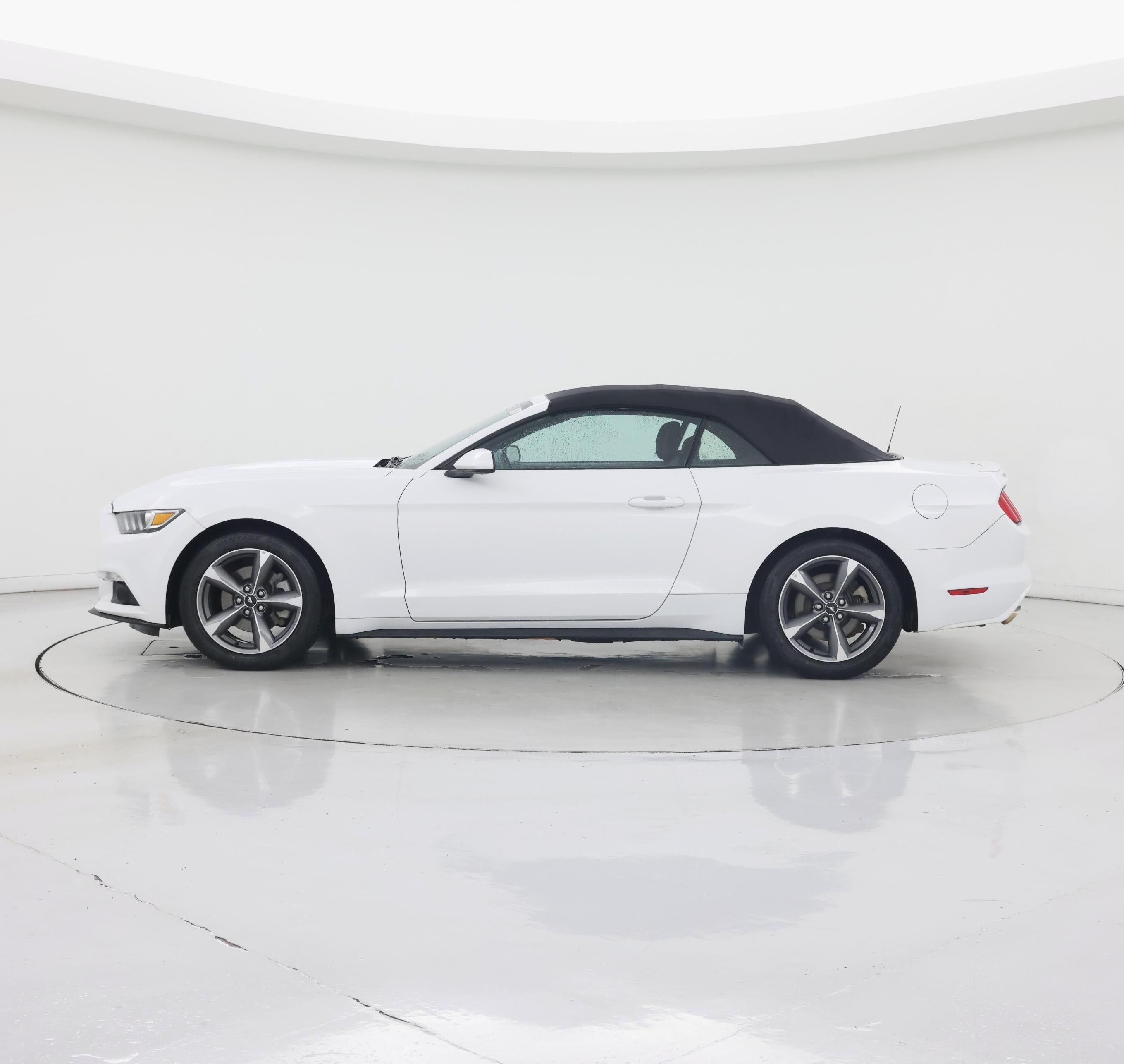 Thumbnail: 2016 Ford Mustang - 3