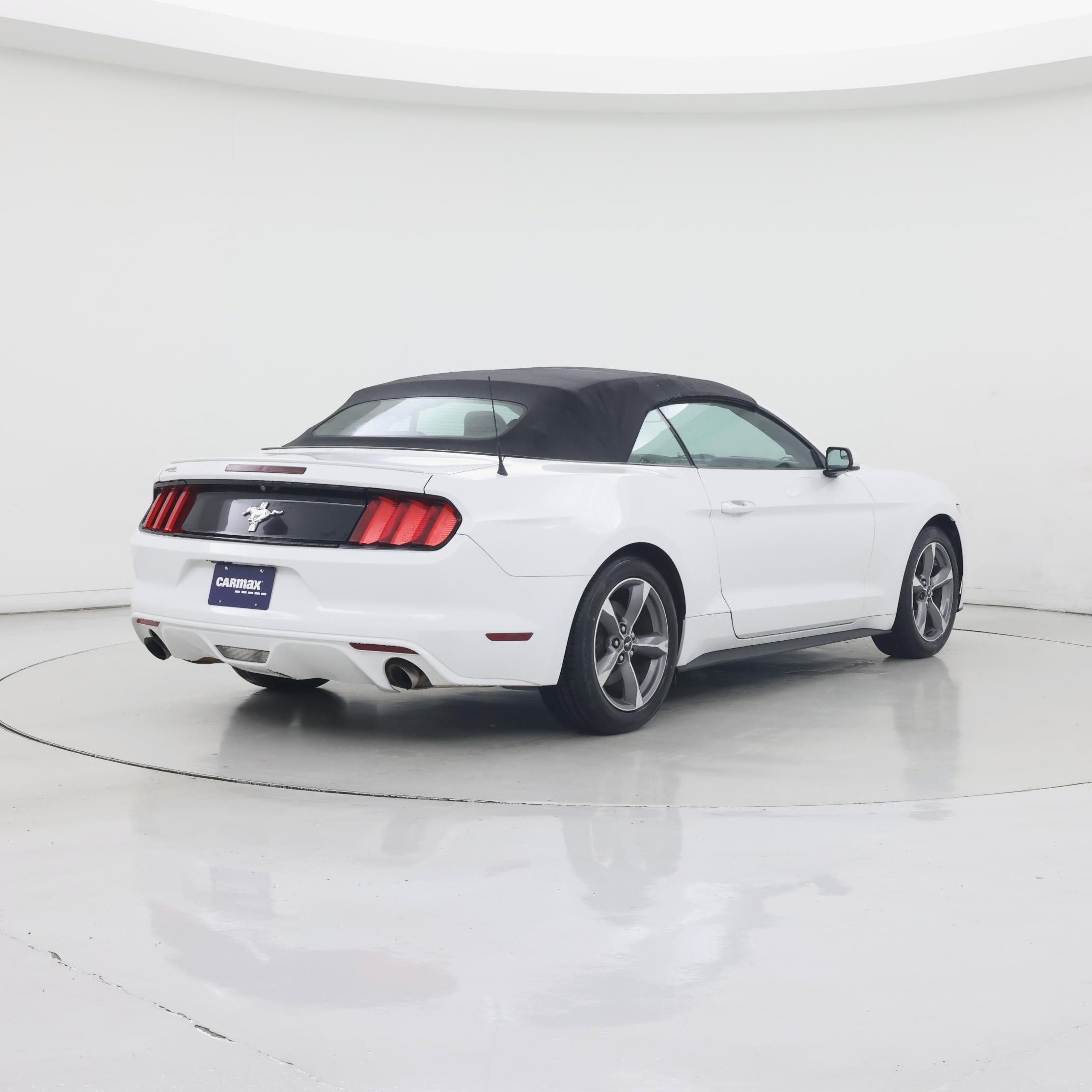 Thumbnail: 2016 Ford Mustang - 8