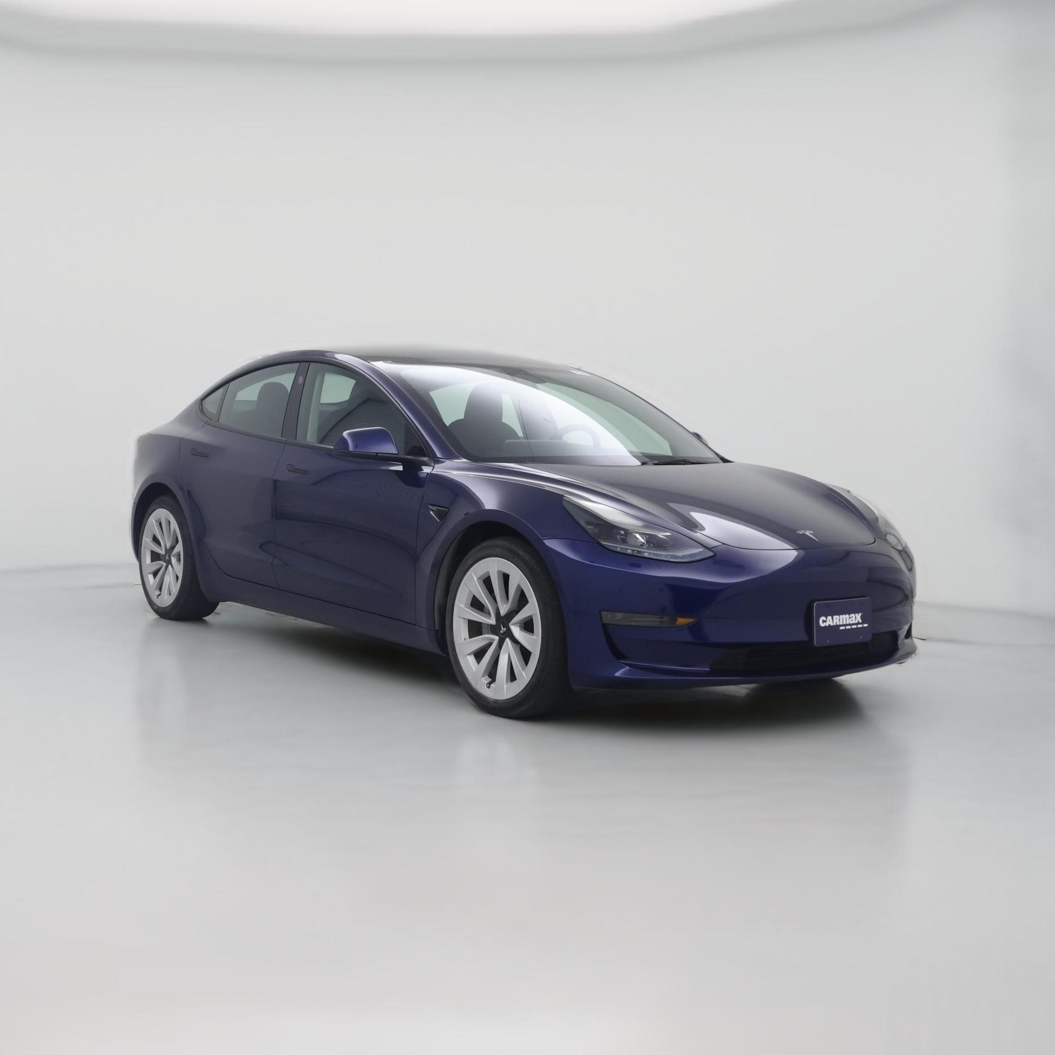 Thumbnail: 2023 Tesla Model 3 - 1