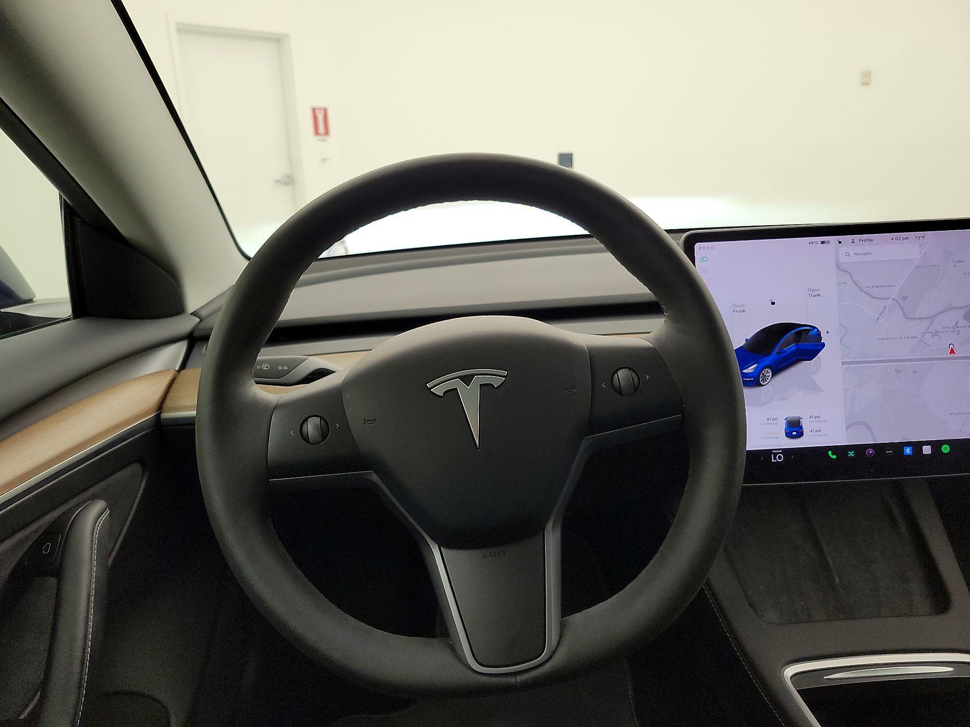 Thumbnail: 2023 Tesla Model 3 - 10