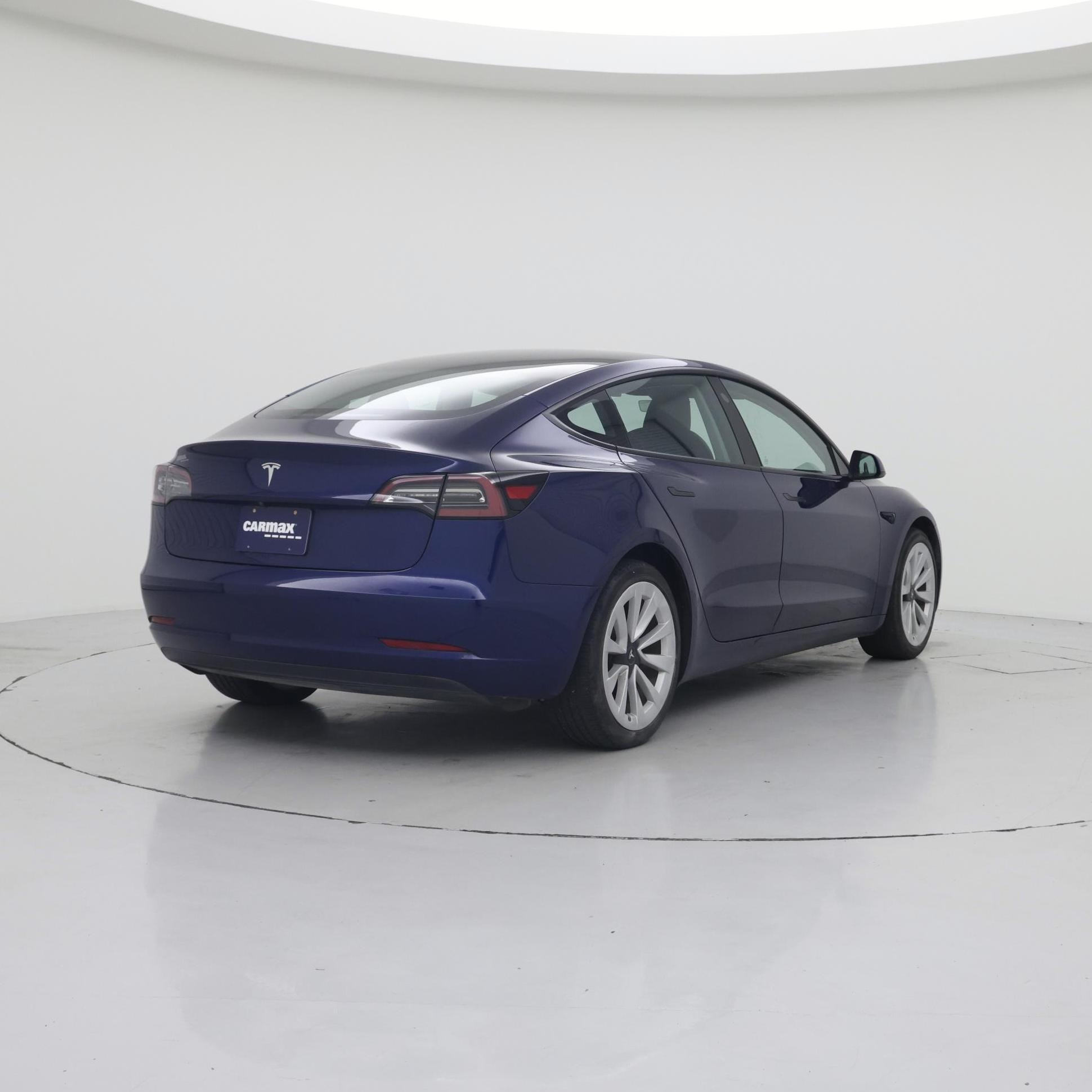 Thumbnail: 2023 Tesla Model 3 - 8