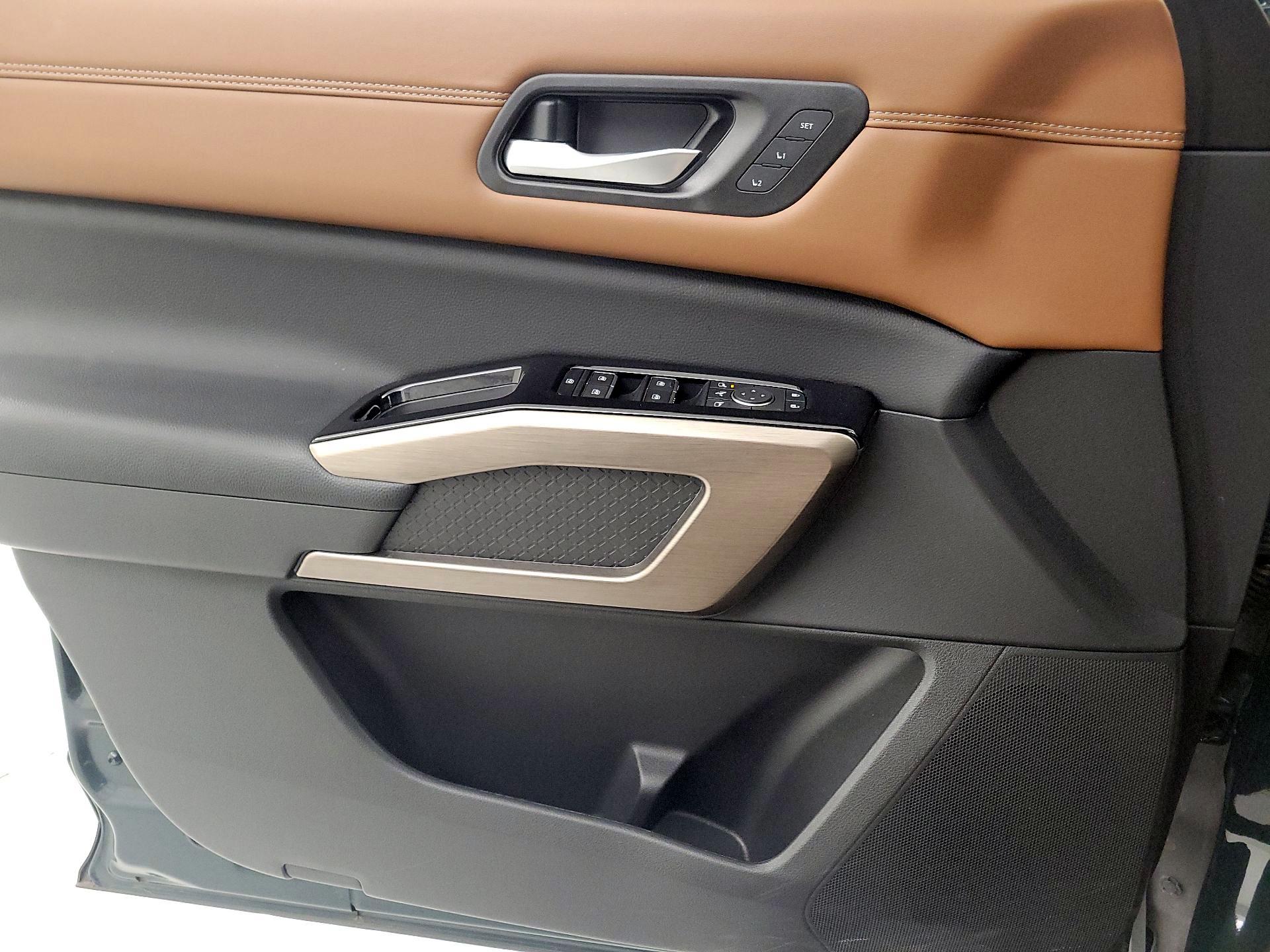 Thumbnail: 2024 Nissan Pathfinder - 12