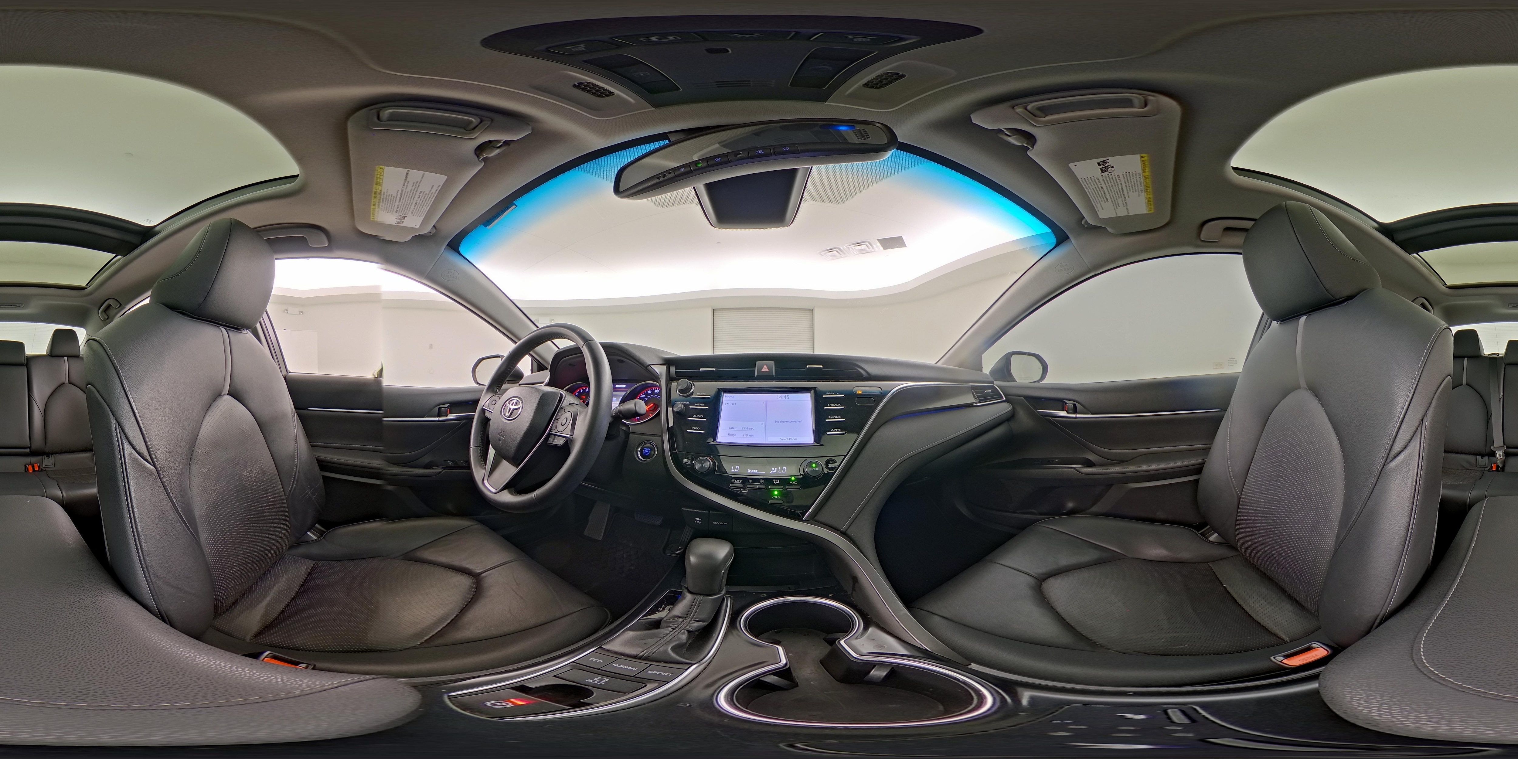 2018 Toyota Camry XSE - Photo 26