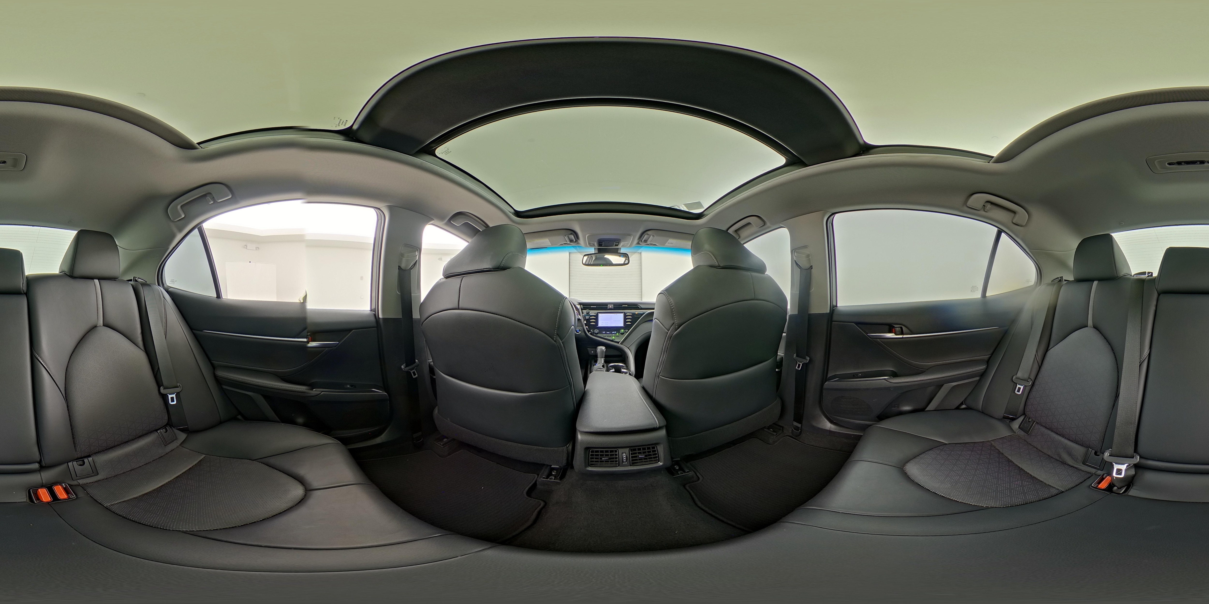 2018 Toyota Camry XSE - Photo 27