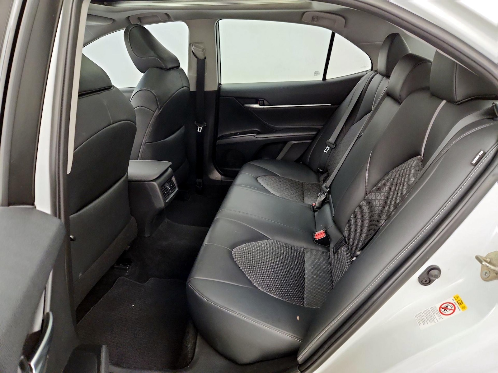 2018 Toyota Camry XSE - Photo 21