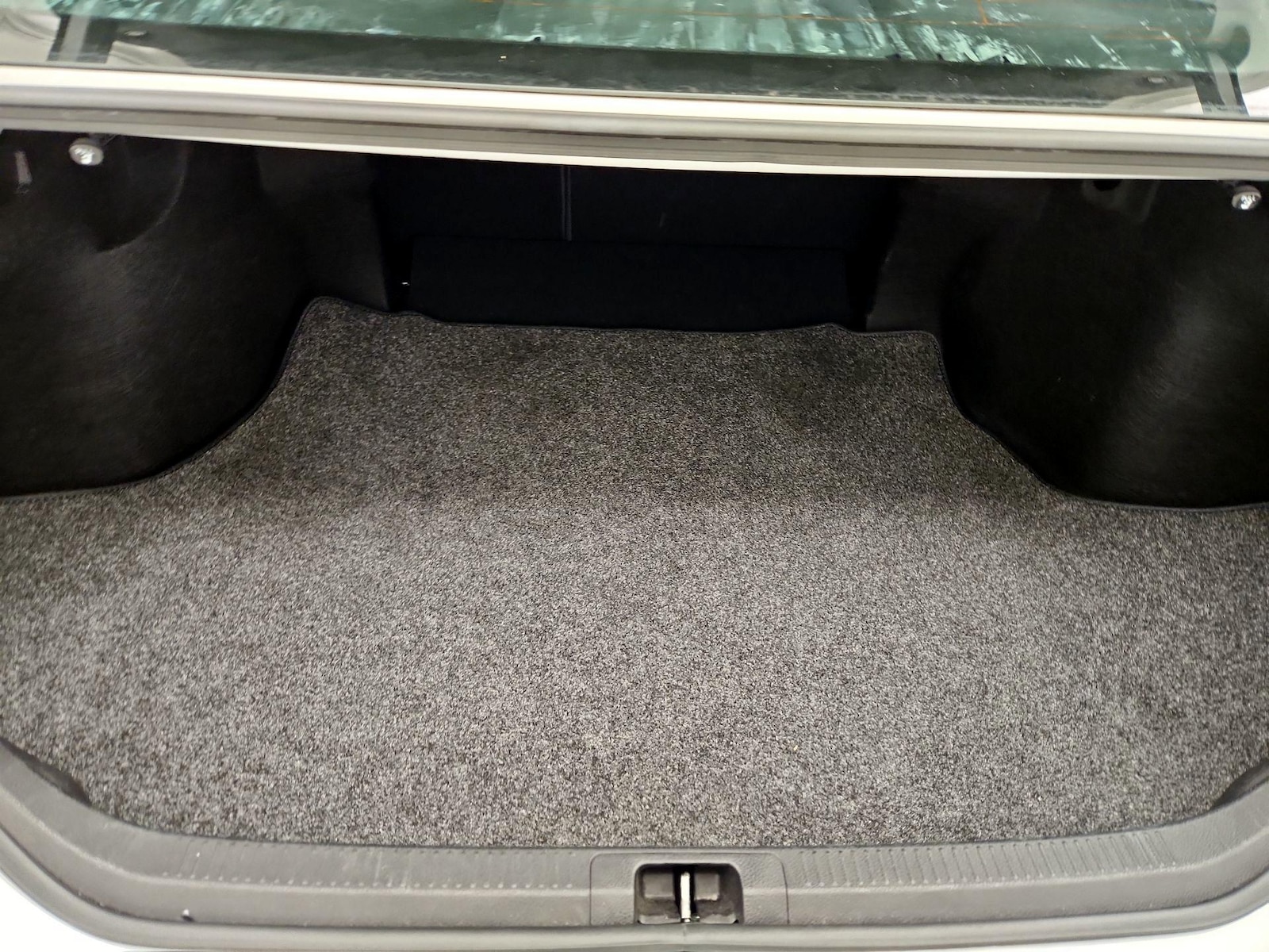 2018 Toyota Camry XSE - Photo 22