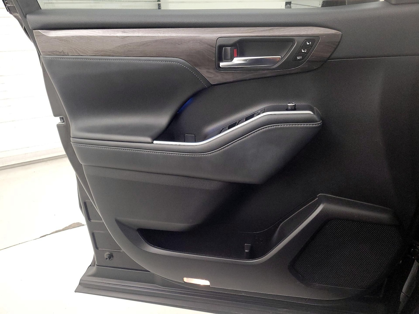 2022 Toyota Highlander Platinum - Photo 13