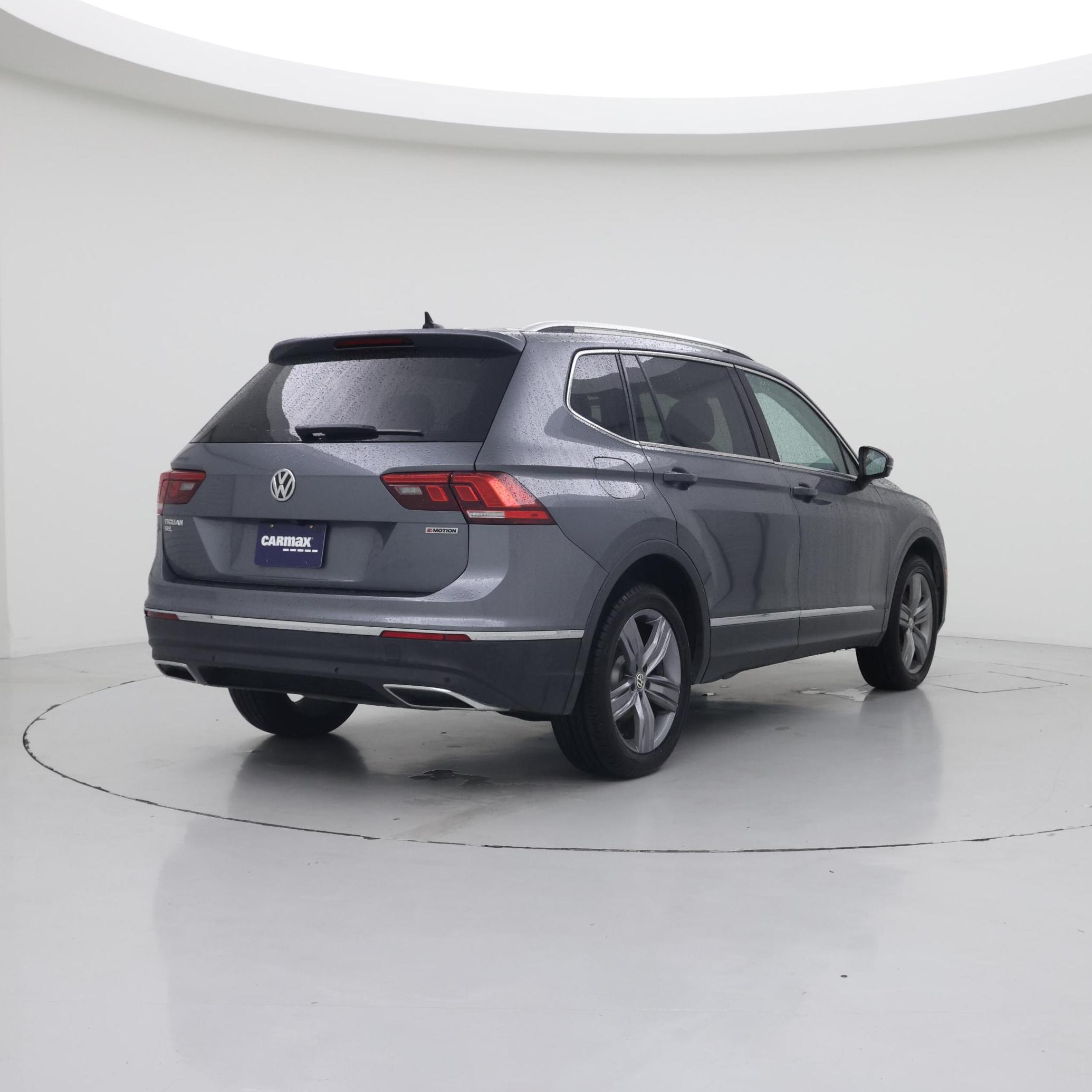 Thumbnail: 2020 Volkswagen Tiguan - 8