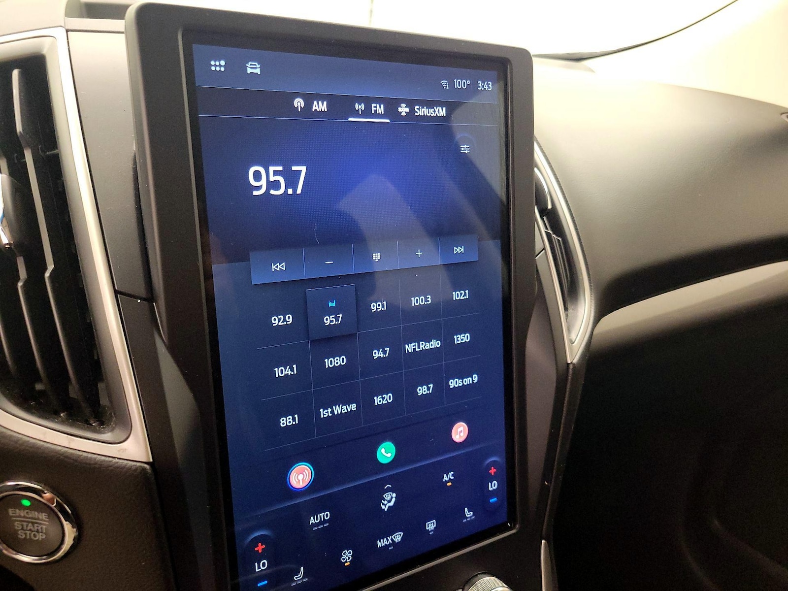 2024 Ford Edge SEL - Photo 16