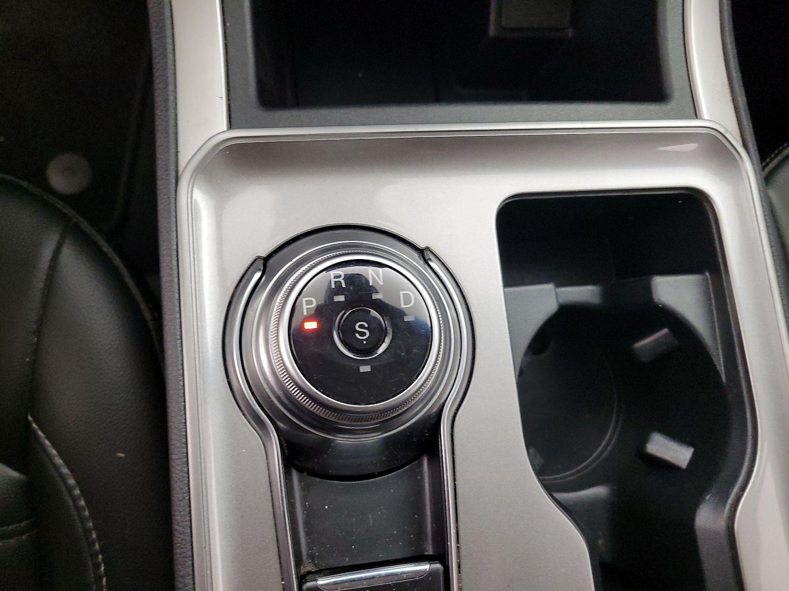 2024 Ford Edge SEL - Photo 18