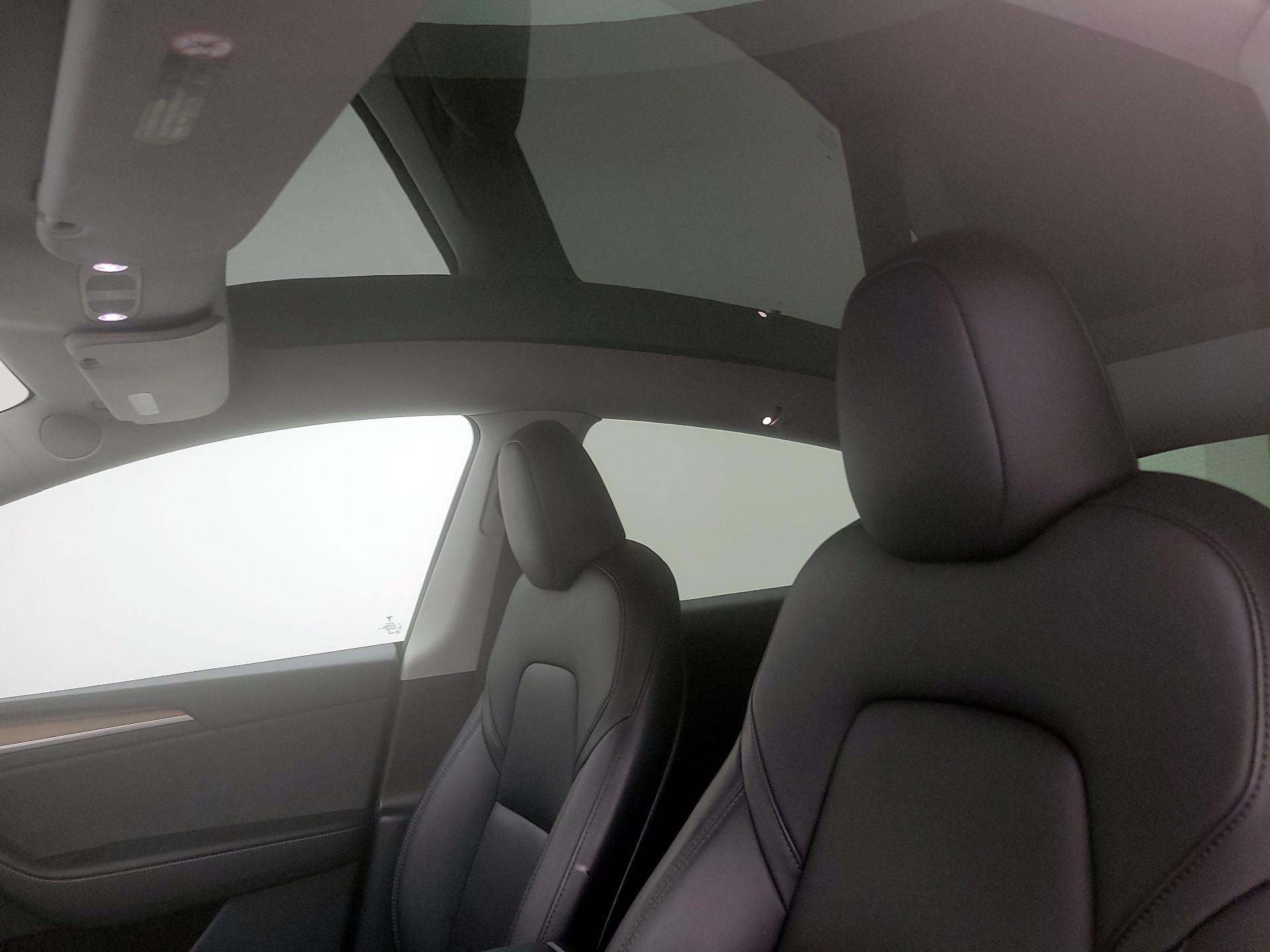 Thumbnail: 2023 Tesla Model Y - 18