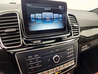 Radio (On)
