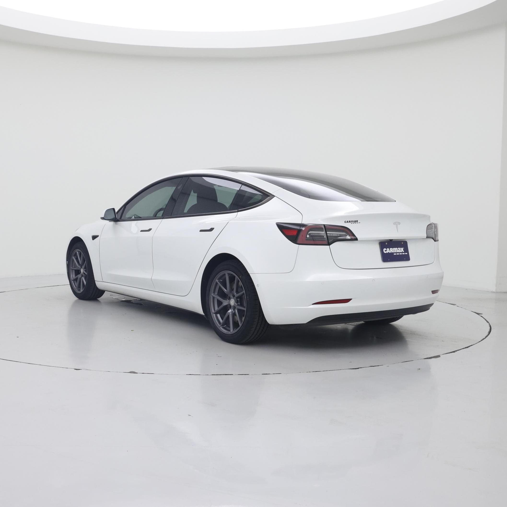 Thumbnail: 2021 Tesla Model 3 - 2