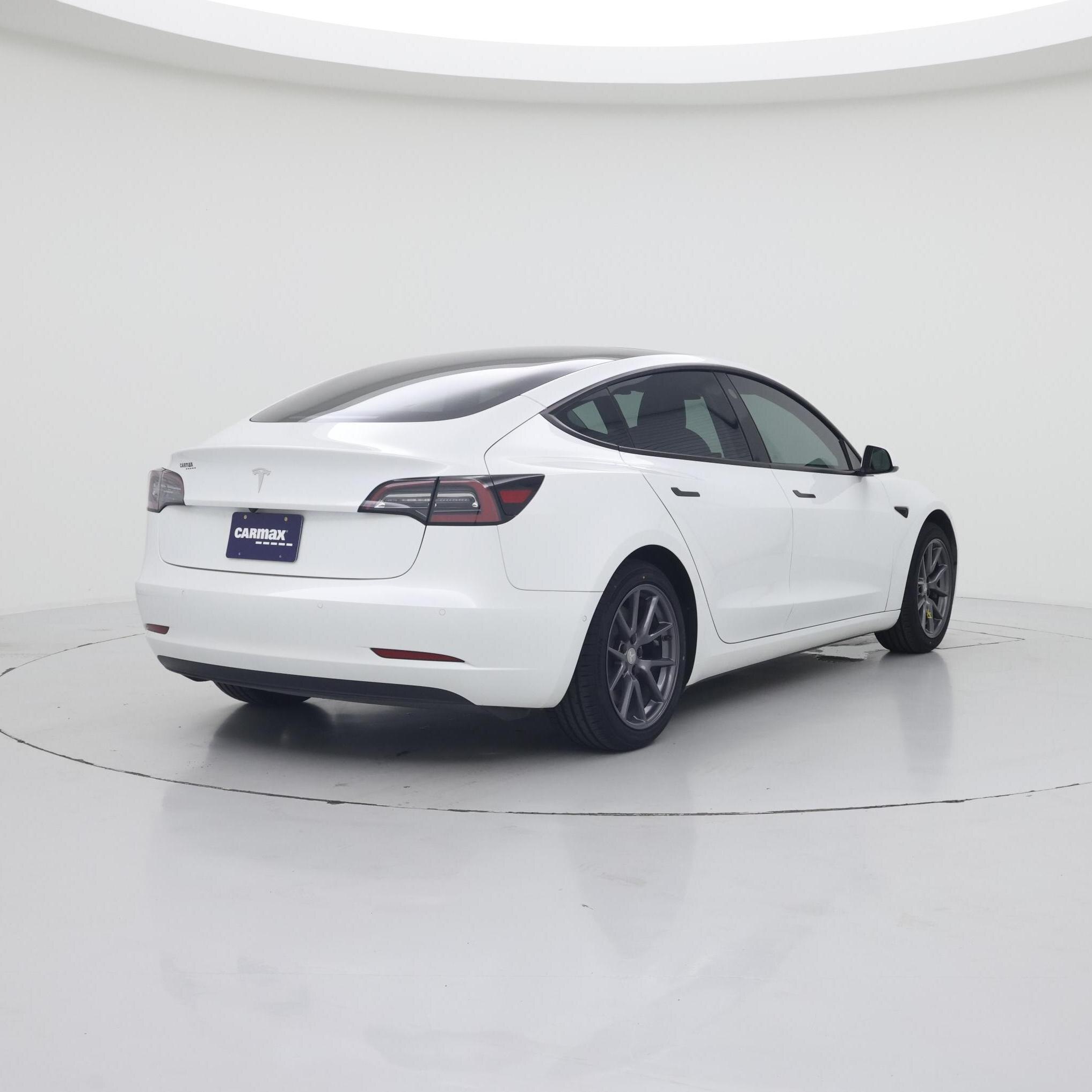 Thumbnail: 2021 Tesla Model 3 - 8