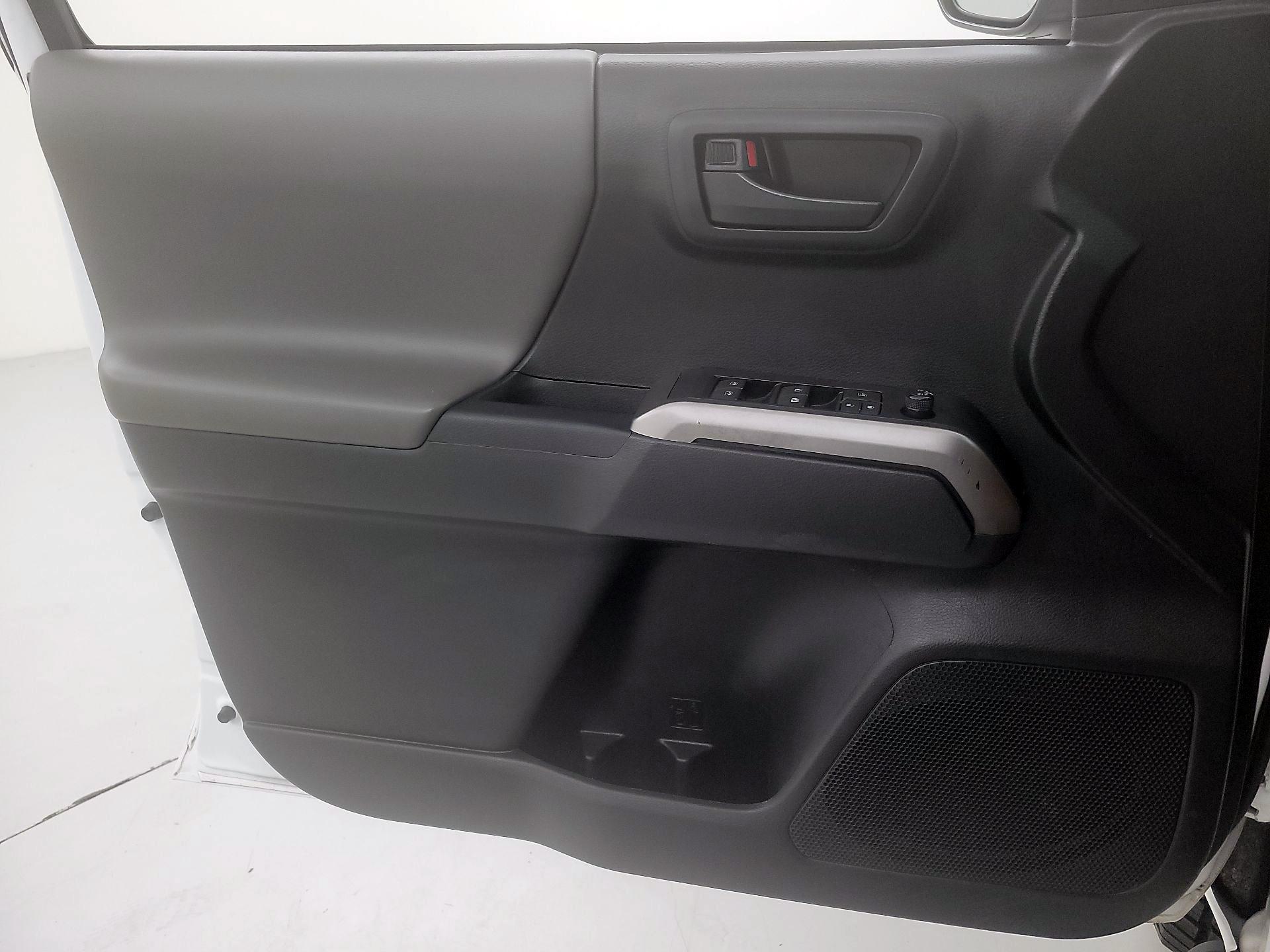 Thumbnail: 2023 Toyota Tacoma - 12