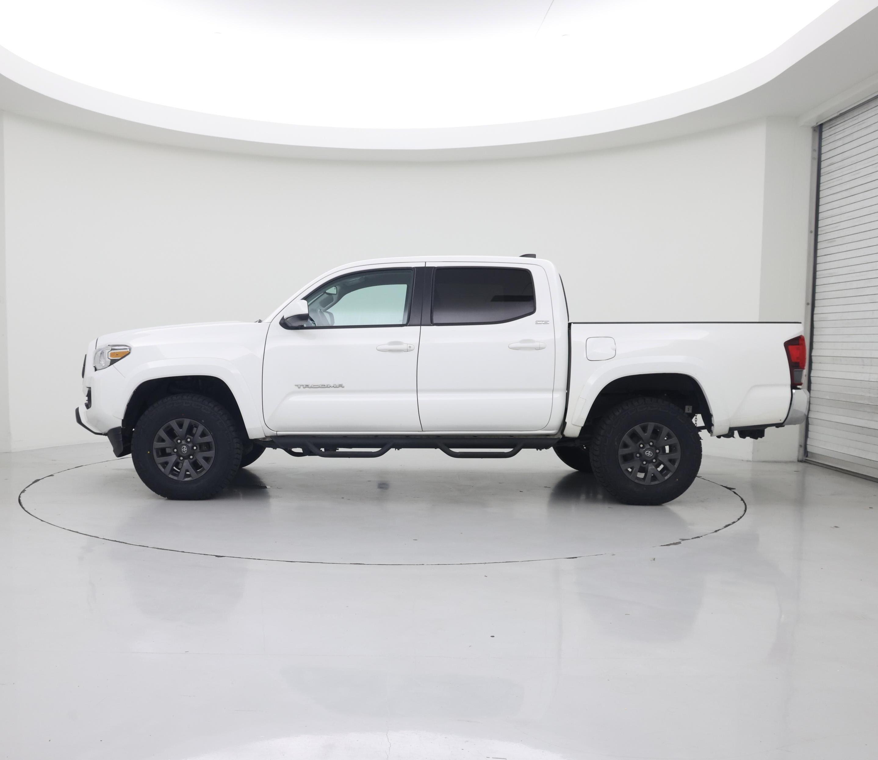Thumbnail: 2023 Toyota Tacoma - 3
