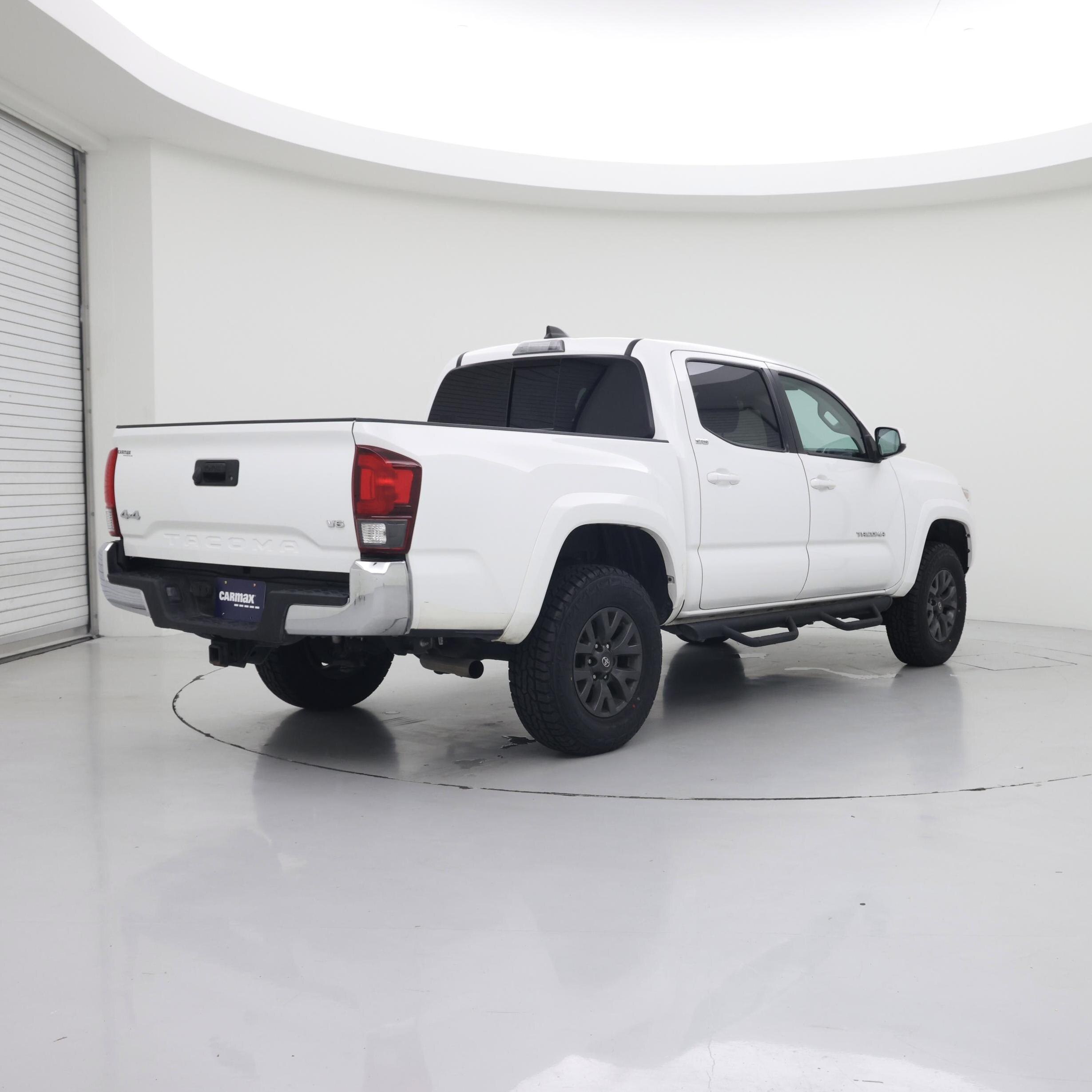Thumbnail: 2023 Toyota Tacoma - 8