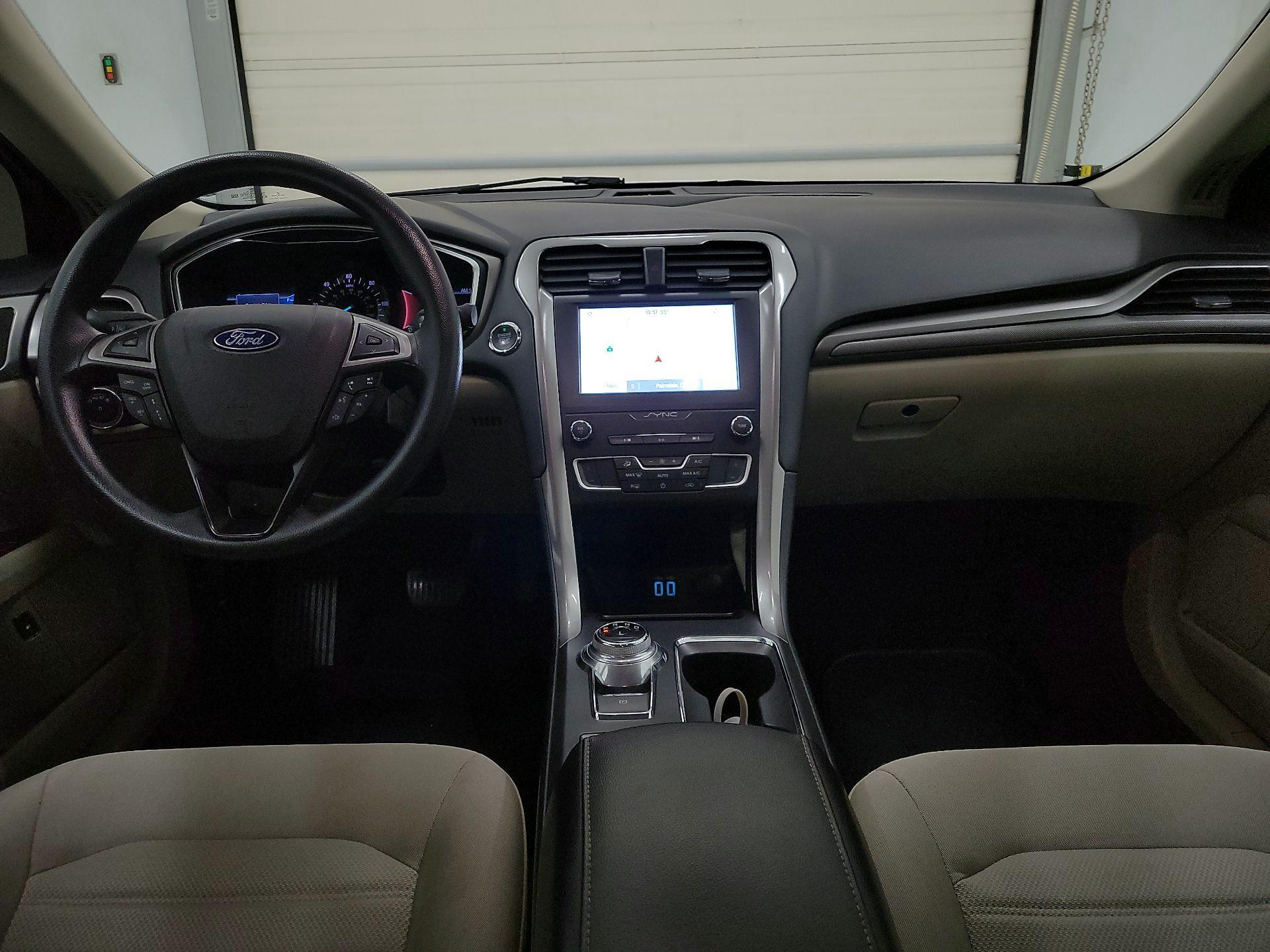 Thumbnail: 2020 Ford Fusion - 9