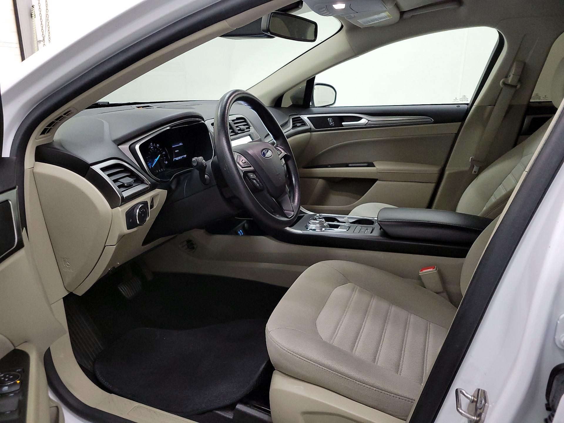 Thumbnail: 2020 Ford Fusion - 11