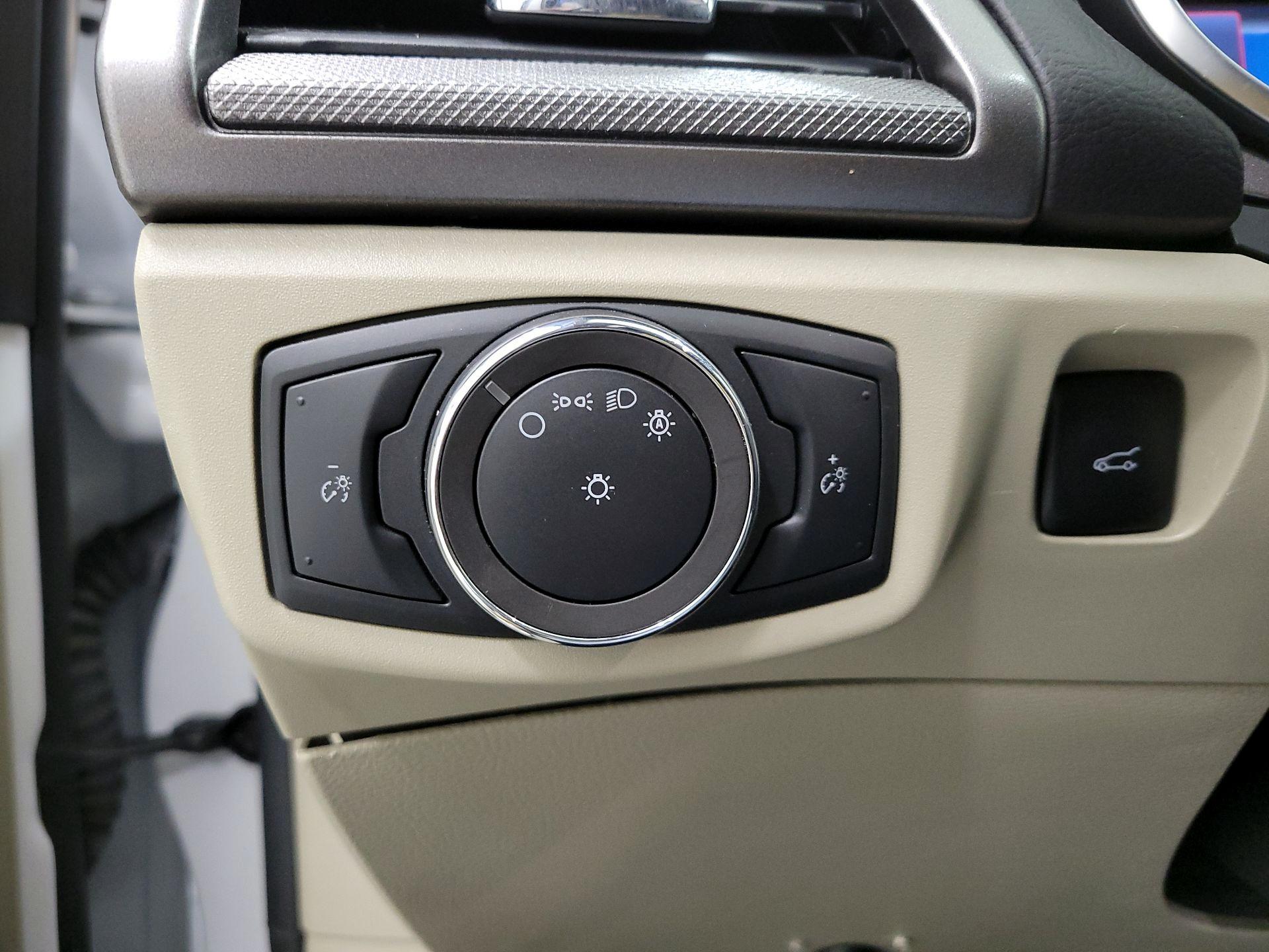 Thumbnail: 2020 Ford Fusion - 13