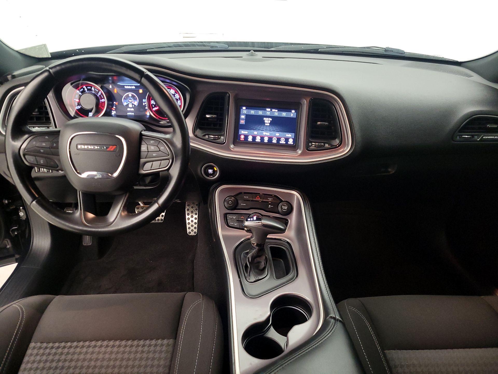 Thumbnail: 2022 Dodge Challenger - 9