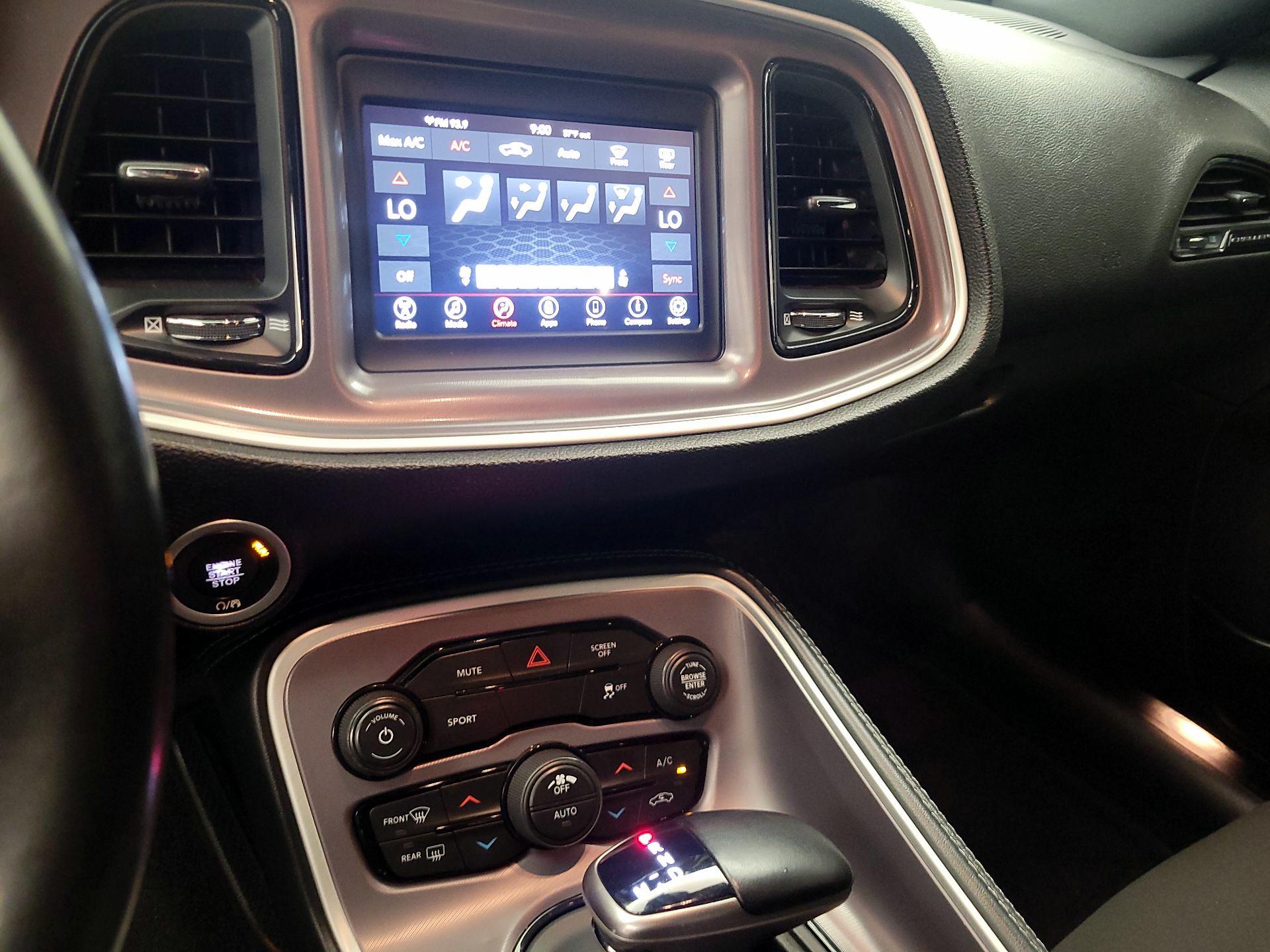 Thumbnail: 2022 Dodge Challenger - 16