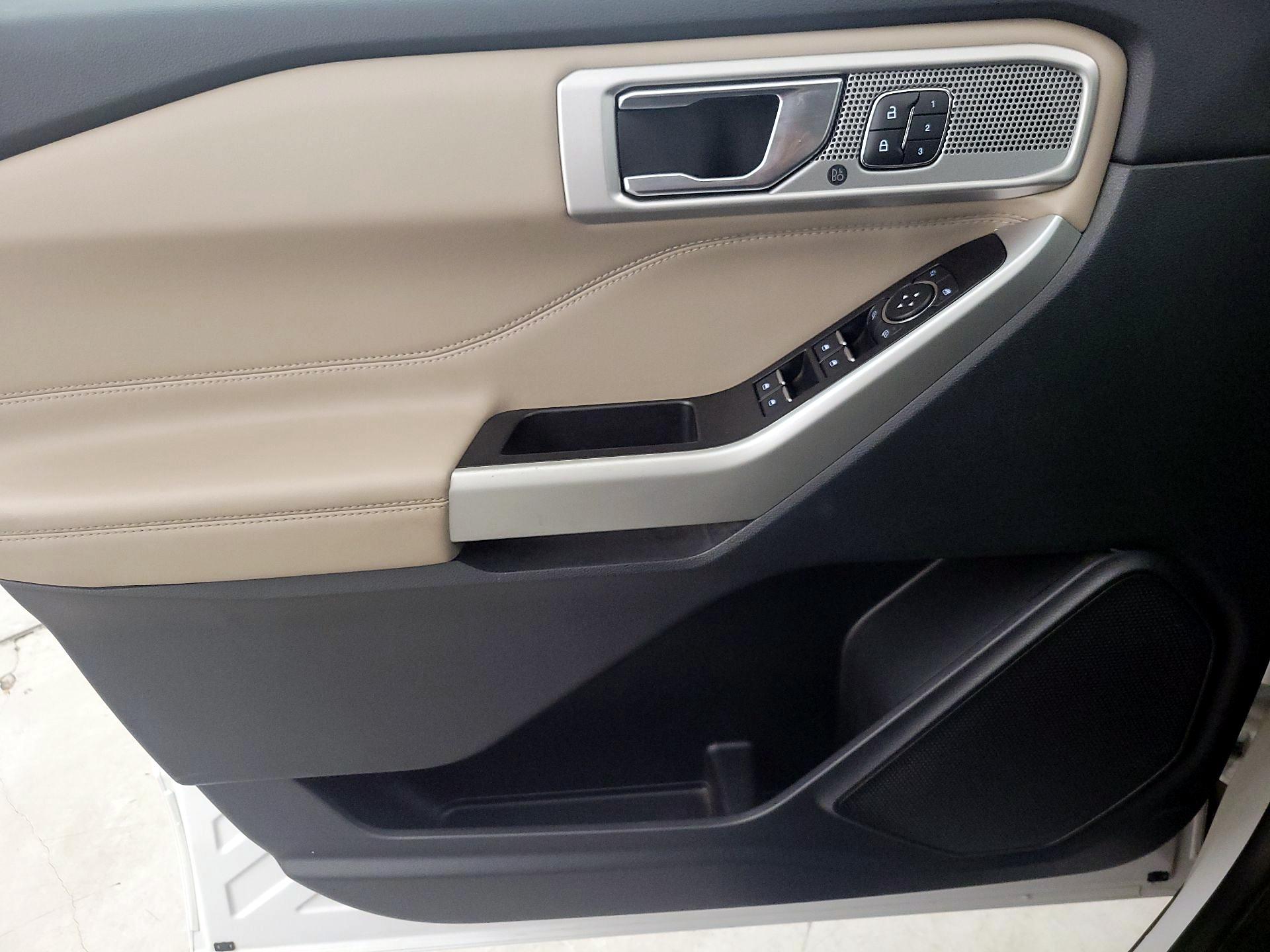 Thumbnail: 2021 Ford Explorer - 12