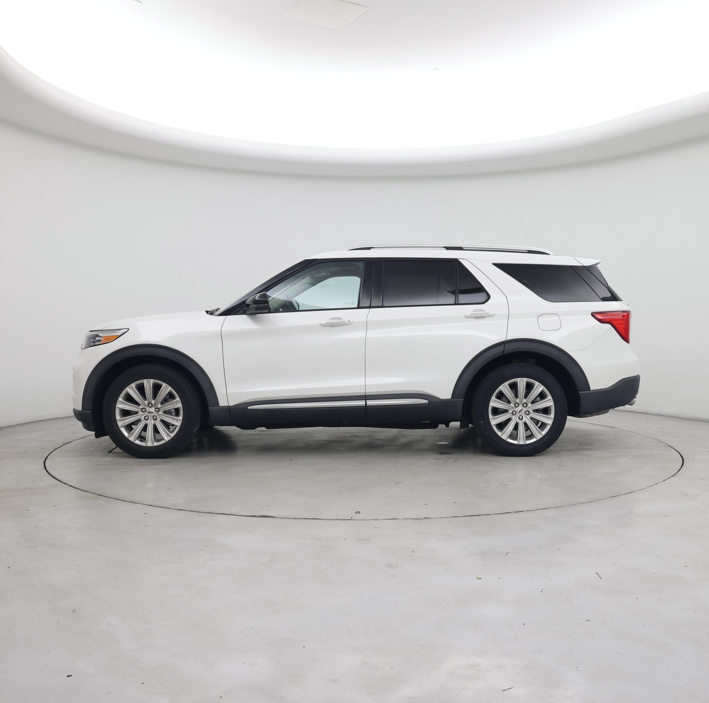 Thumbnail: 2021 Ford Explorer - 3