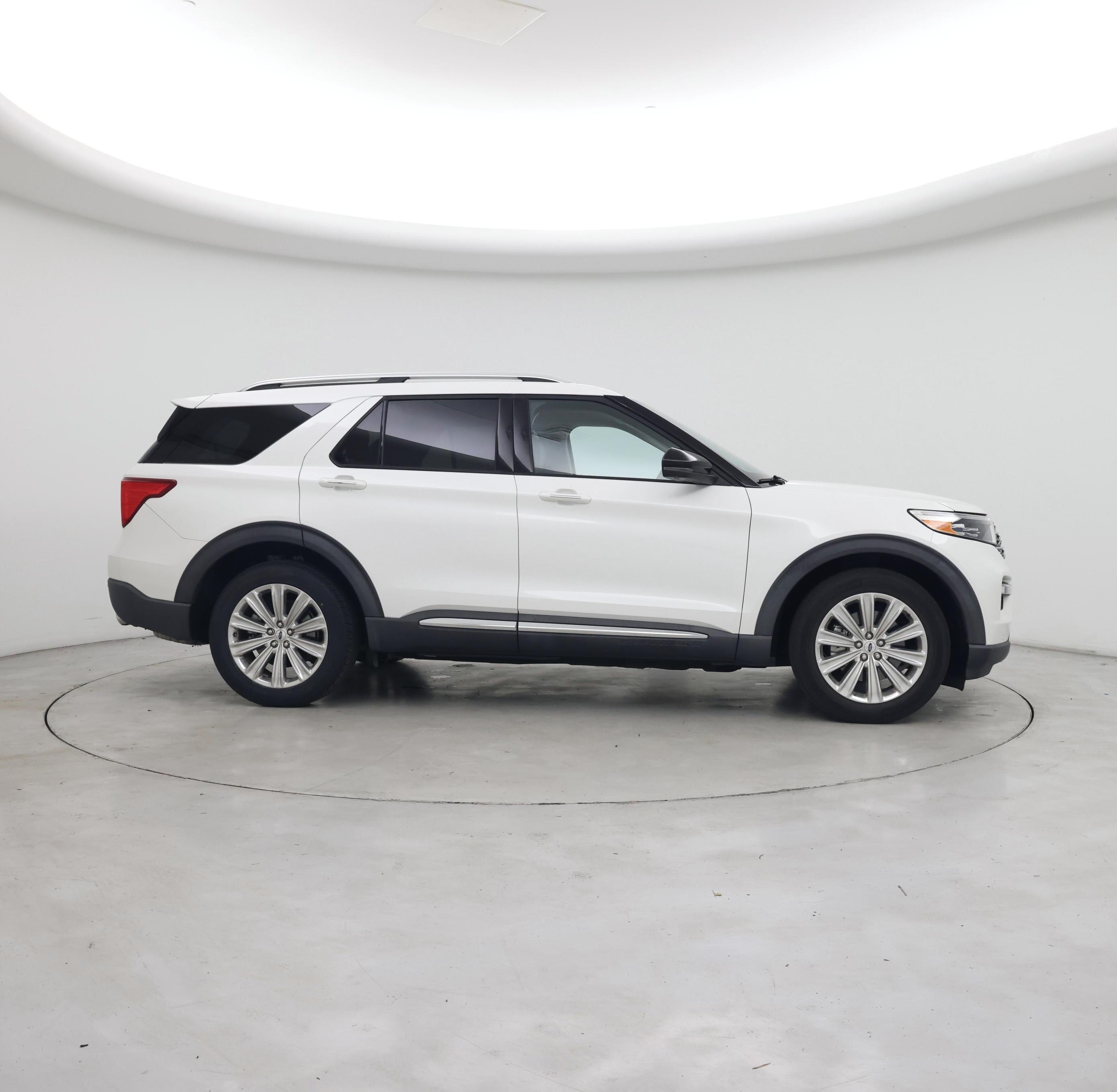 Thumbnail: 2021 Ford Explorer - 7