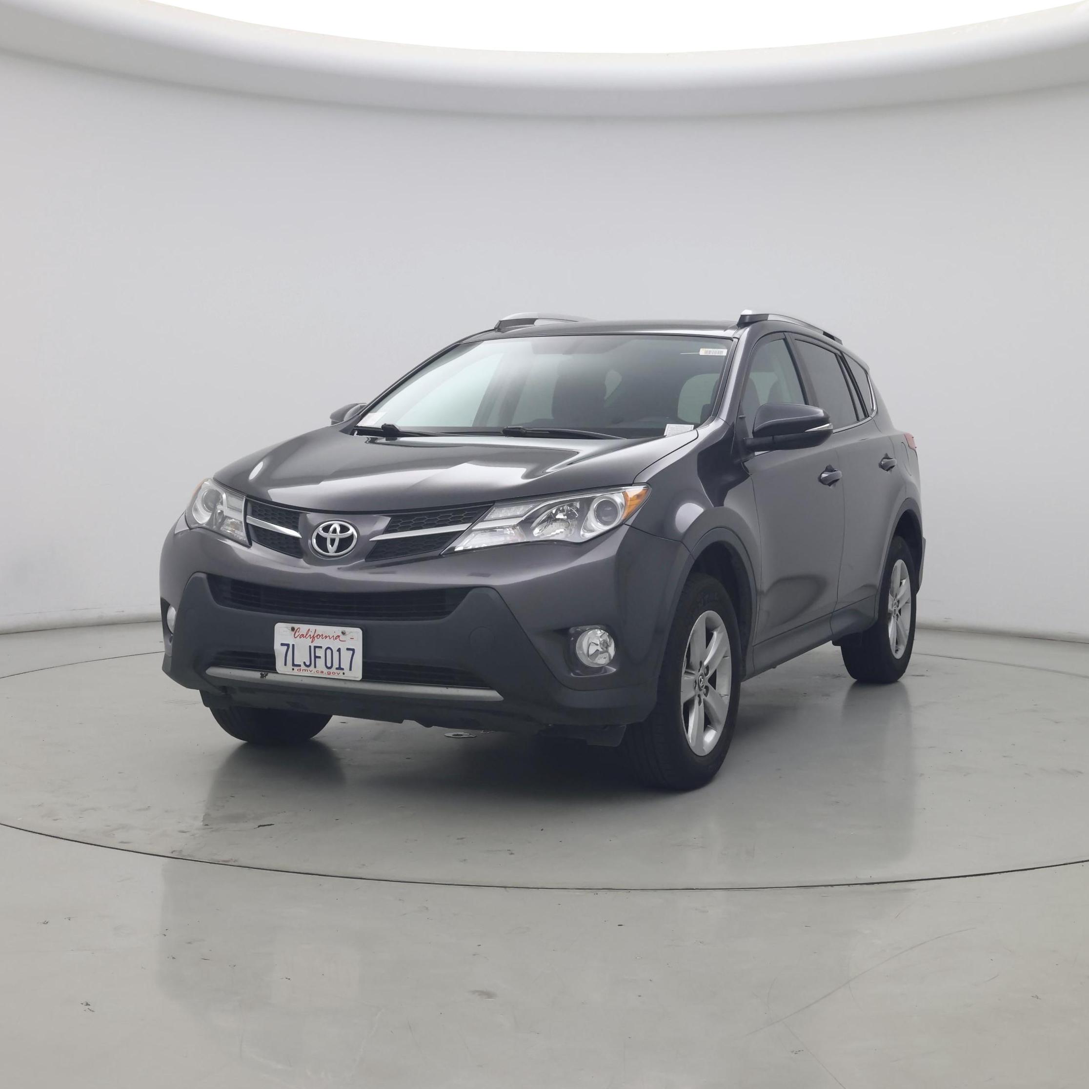 Thumbnail: 2015 Toyota RAV4 - 4