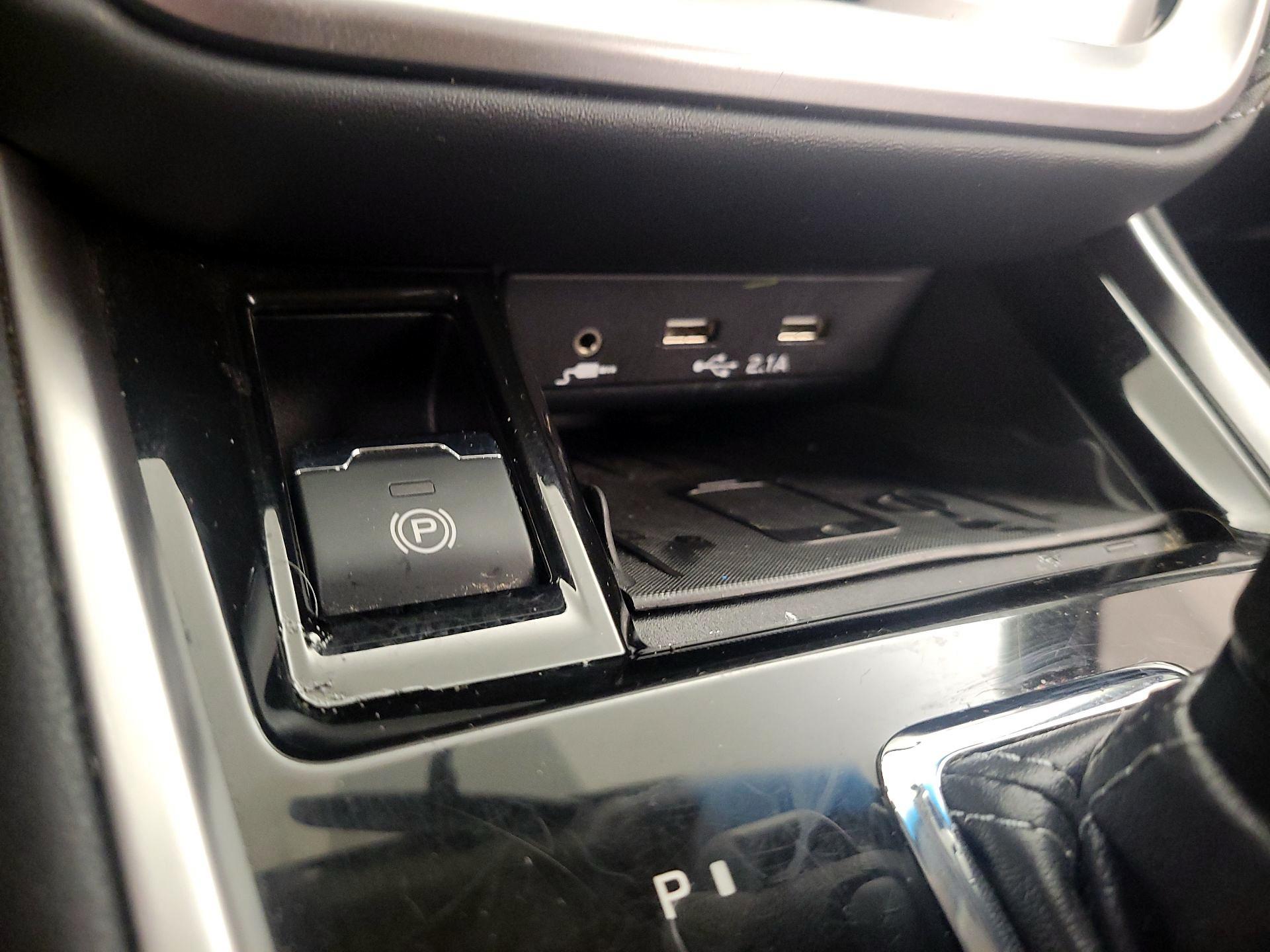 Thumbnail: 2020 Subaru Outback - 18