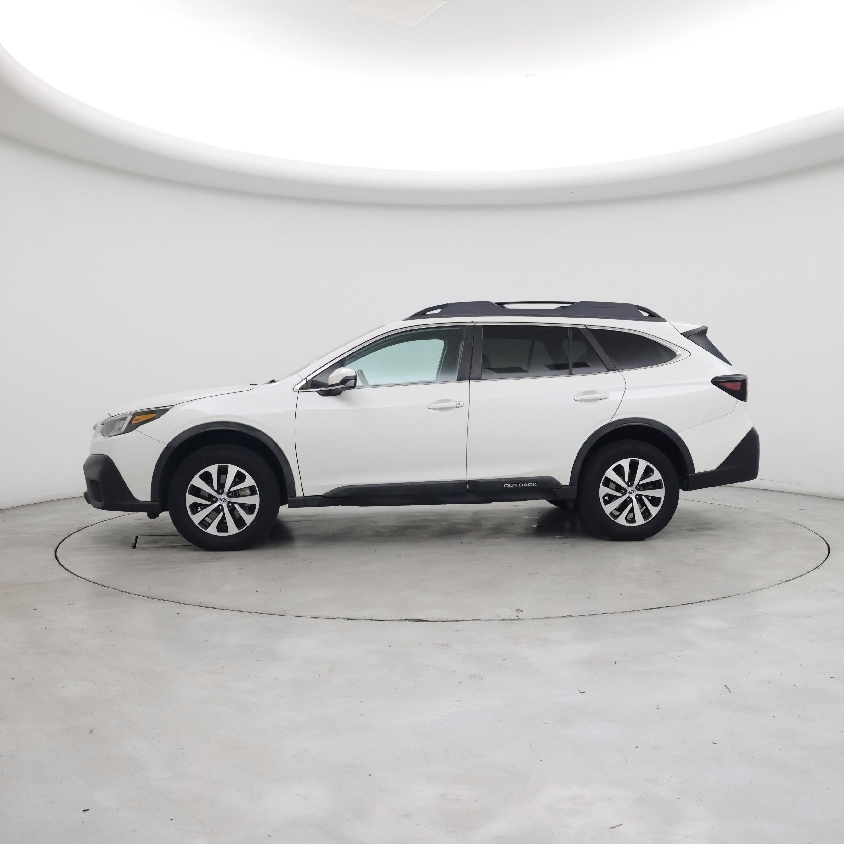 Thumbnail: 2020 Subaru Outback - 3