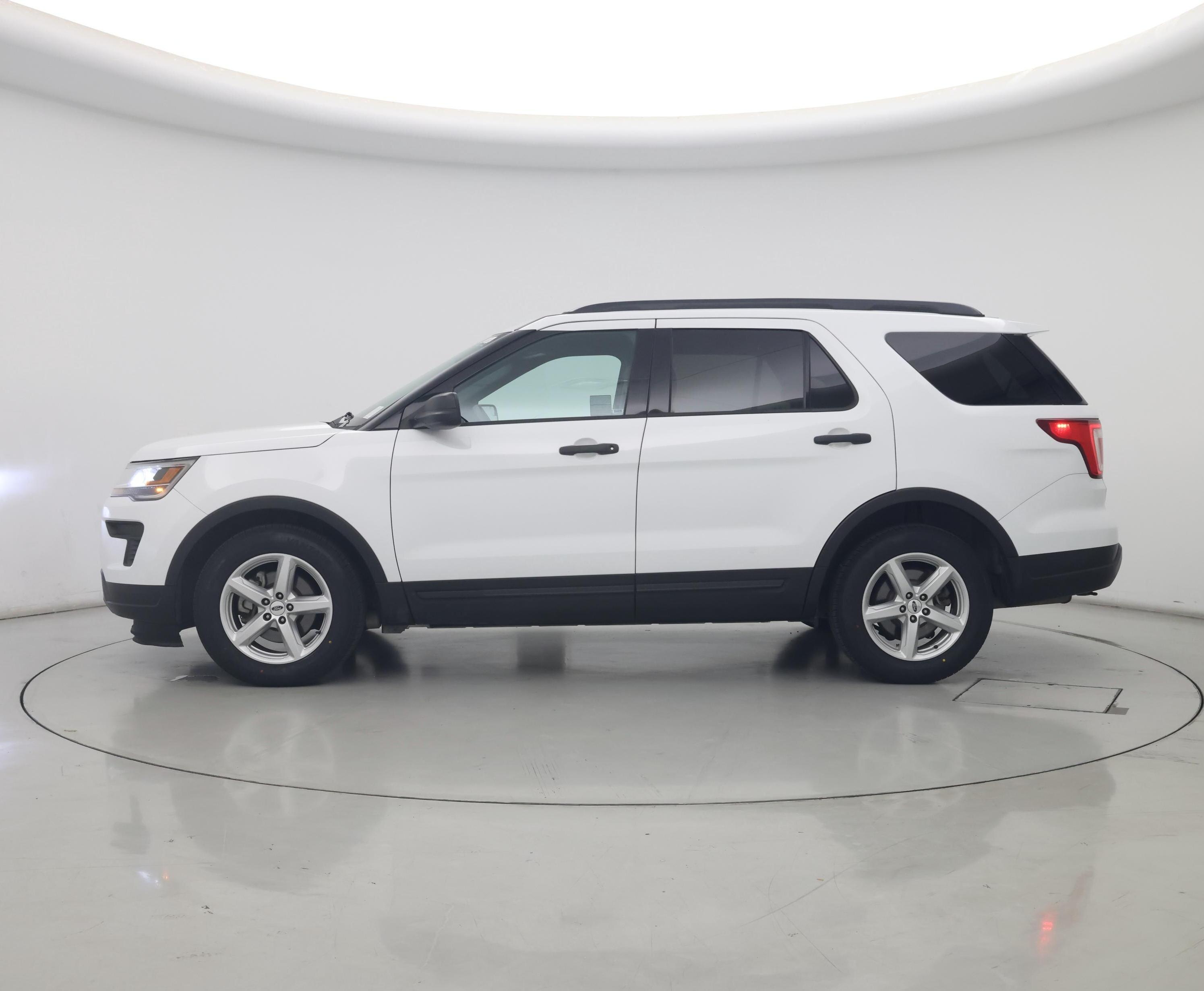 Thumbnail: 2019 Ford Explorer - 3