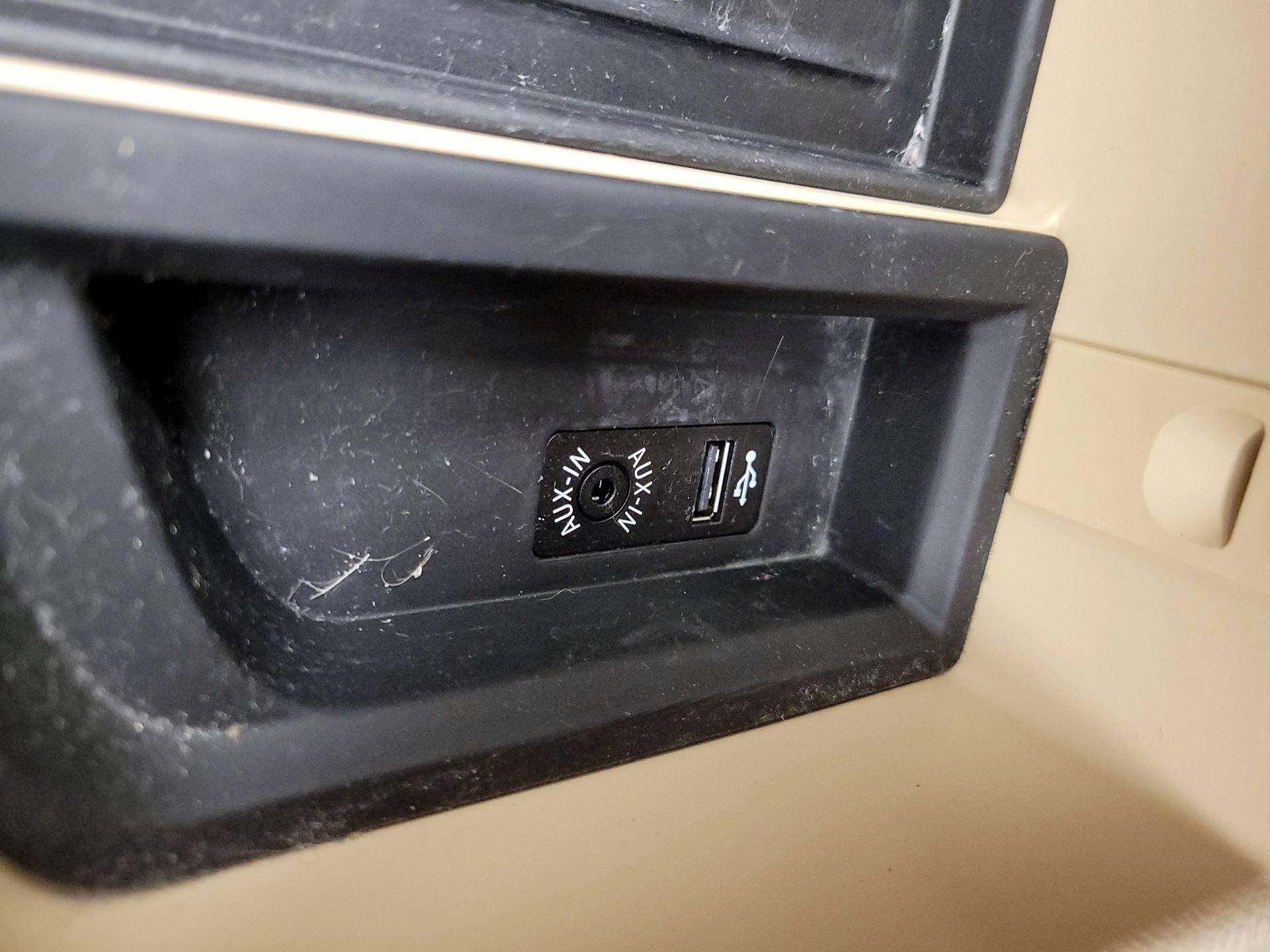 Thumbnail: 2015 BMW 3 Series - 17