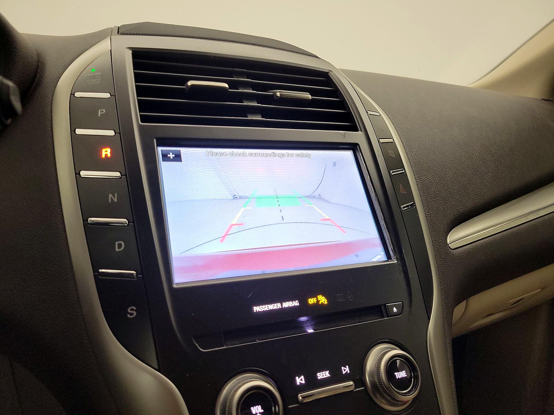 Thumbnail: 2019 Lincoln MKC - 14