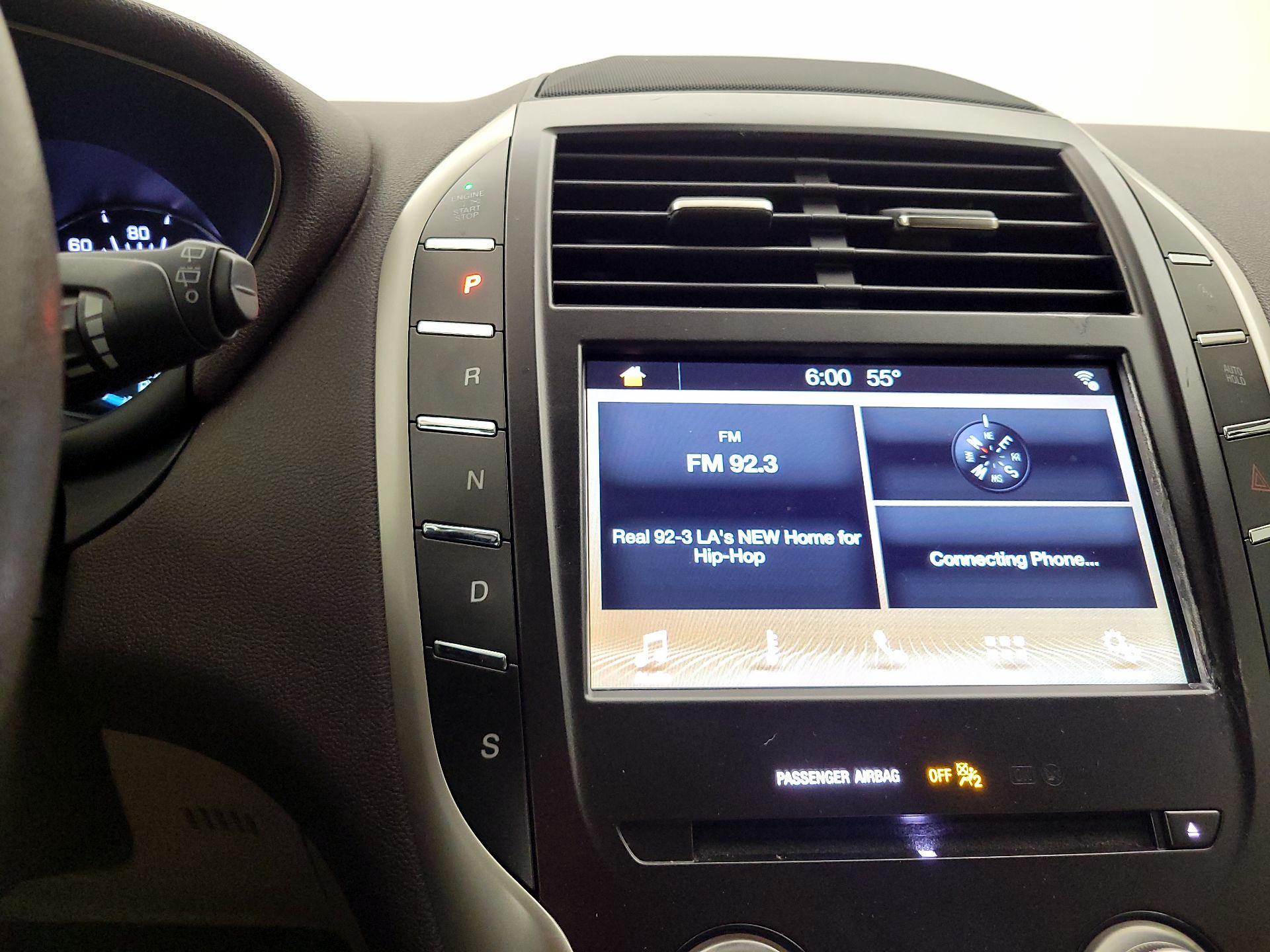 Thumbnail: 2019 Lincoln MKC - 17