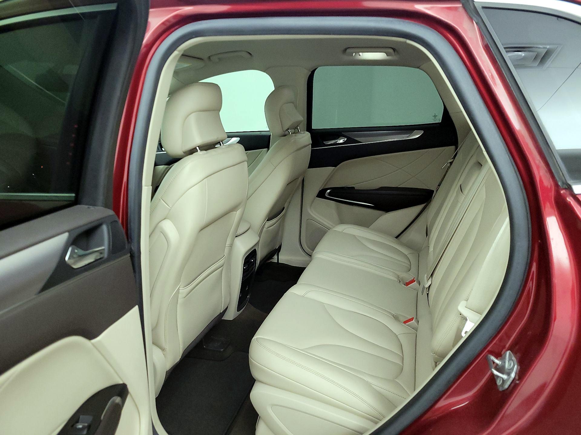 Thumbnail: 2019 Lincoln MKC - 19