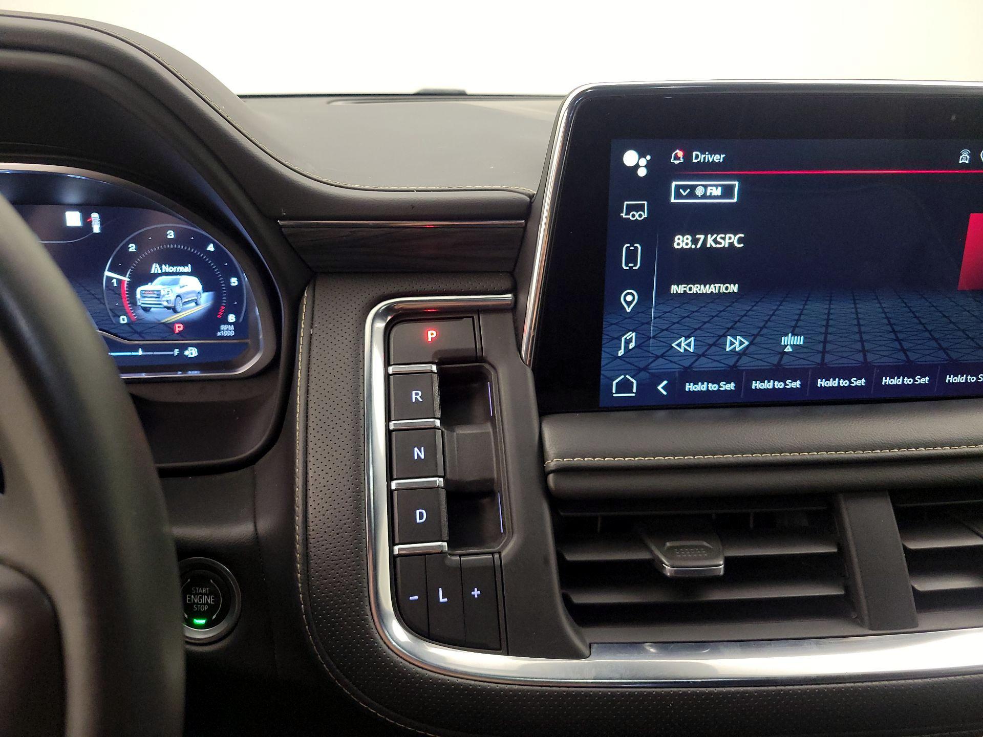 Thumbnail: 2023 GMC Yukon - 18