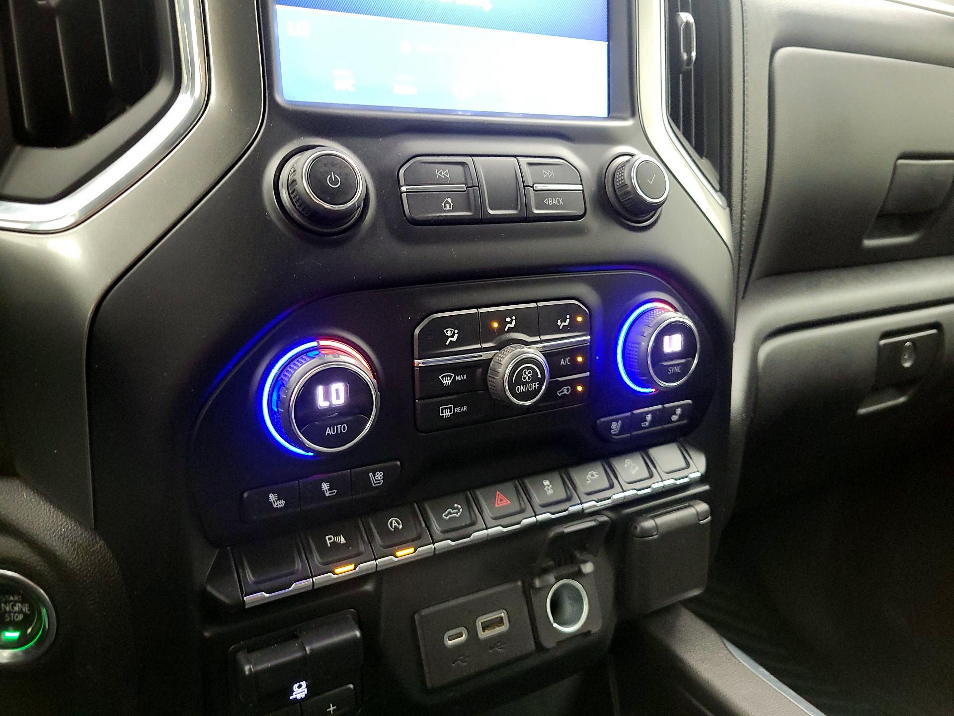 Thumbnail: 2021 Chevrolet Silverado 1500 - 16