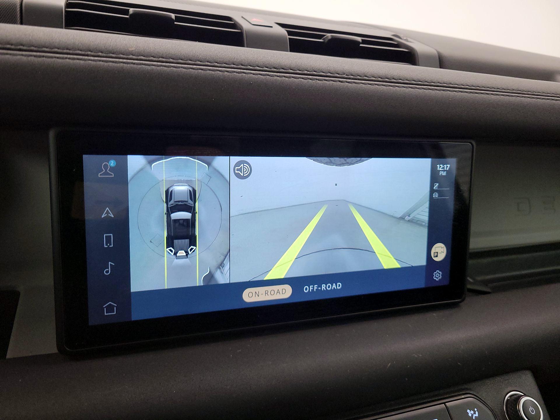 Thumbnail: 2020 Land Rover Defender - 15