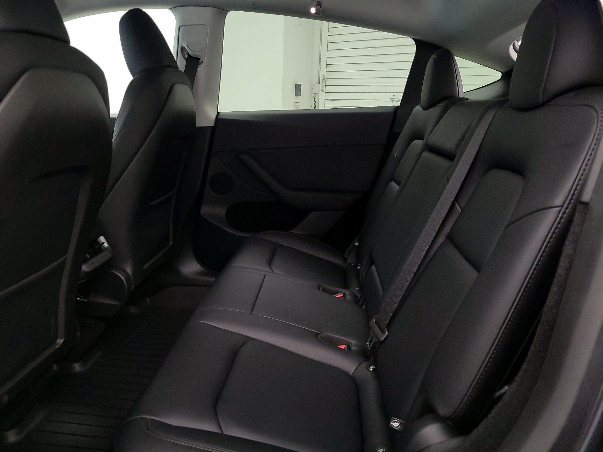 Thumbnail: 2025 Tesla Model Y - 18