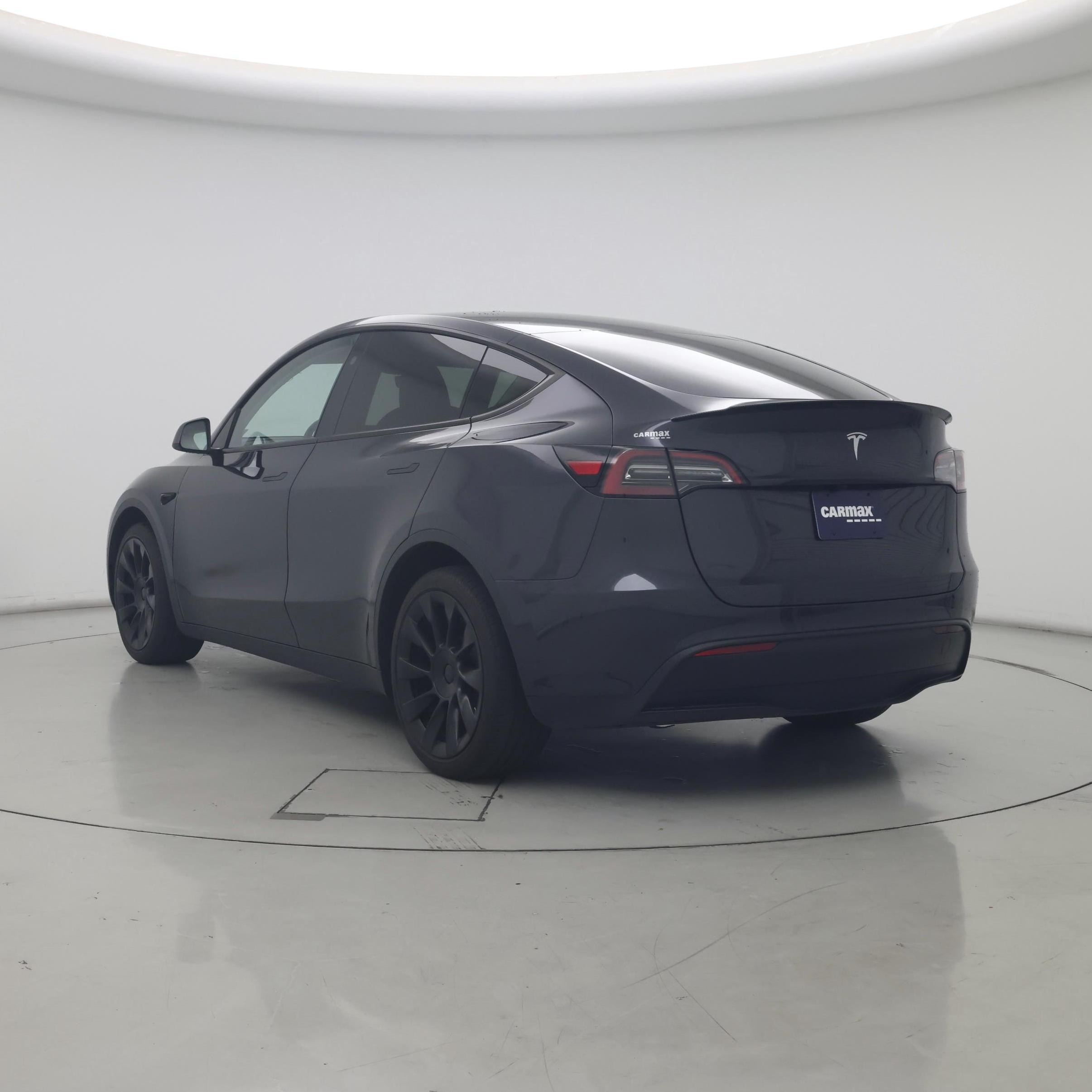 Thumbnail: 2025 Tesla Model Y - 2