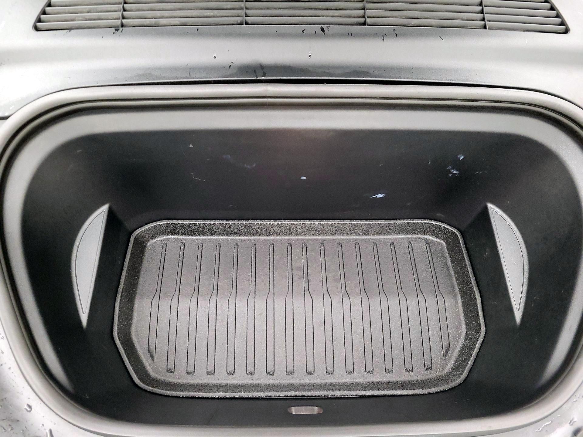 Thumbnail: 2025 Tesla Model Y - 20