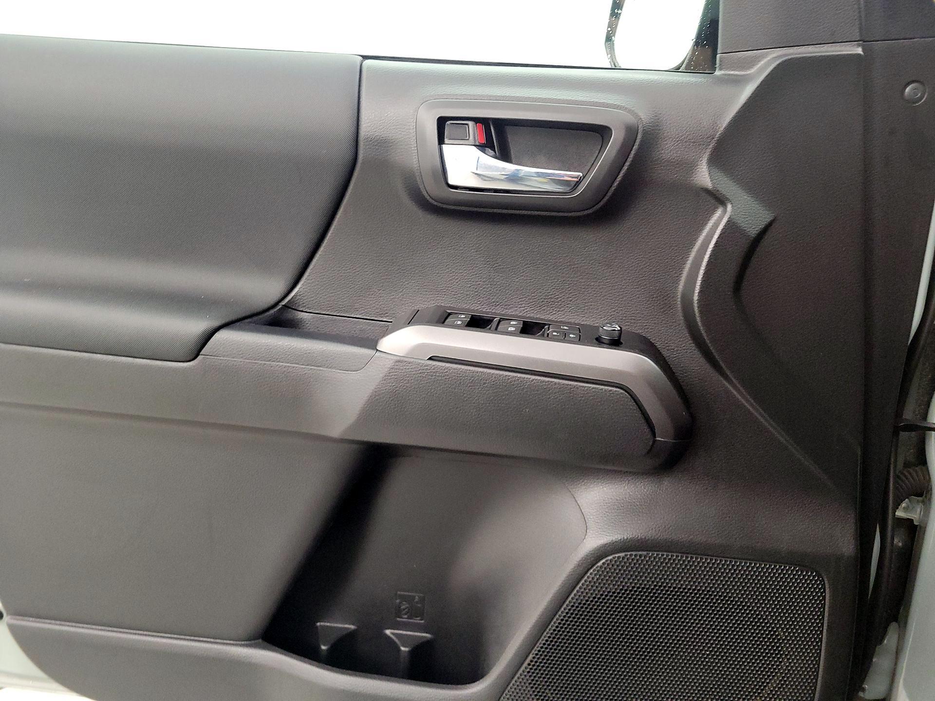 Thumbnail: 2023 Toyota Tacoma - 12