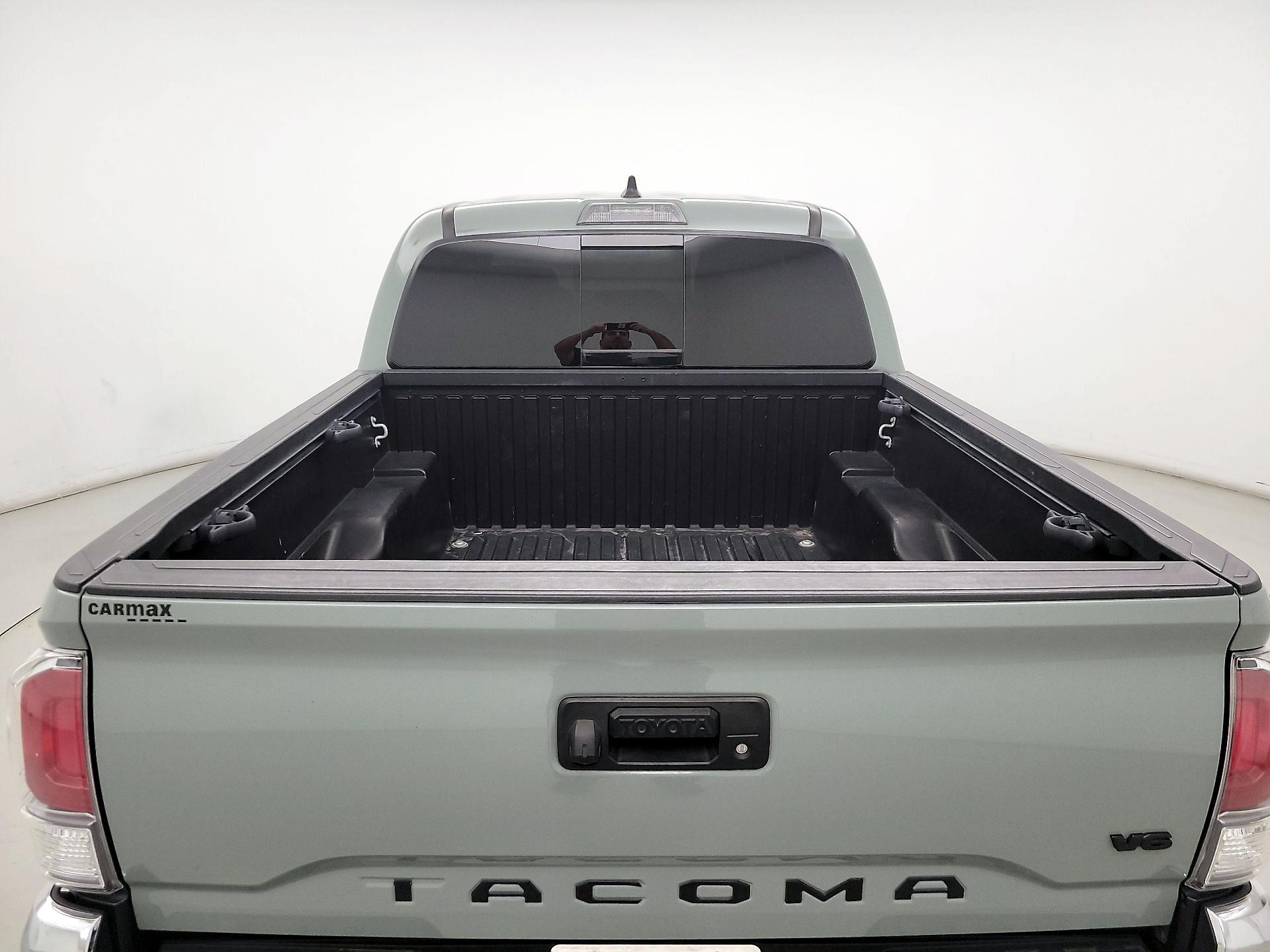 Thumbnail: 2023 Toyota Tacoma - 19